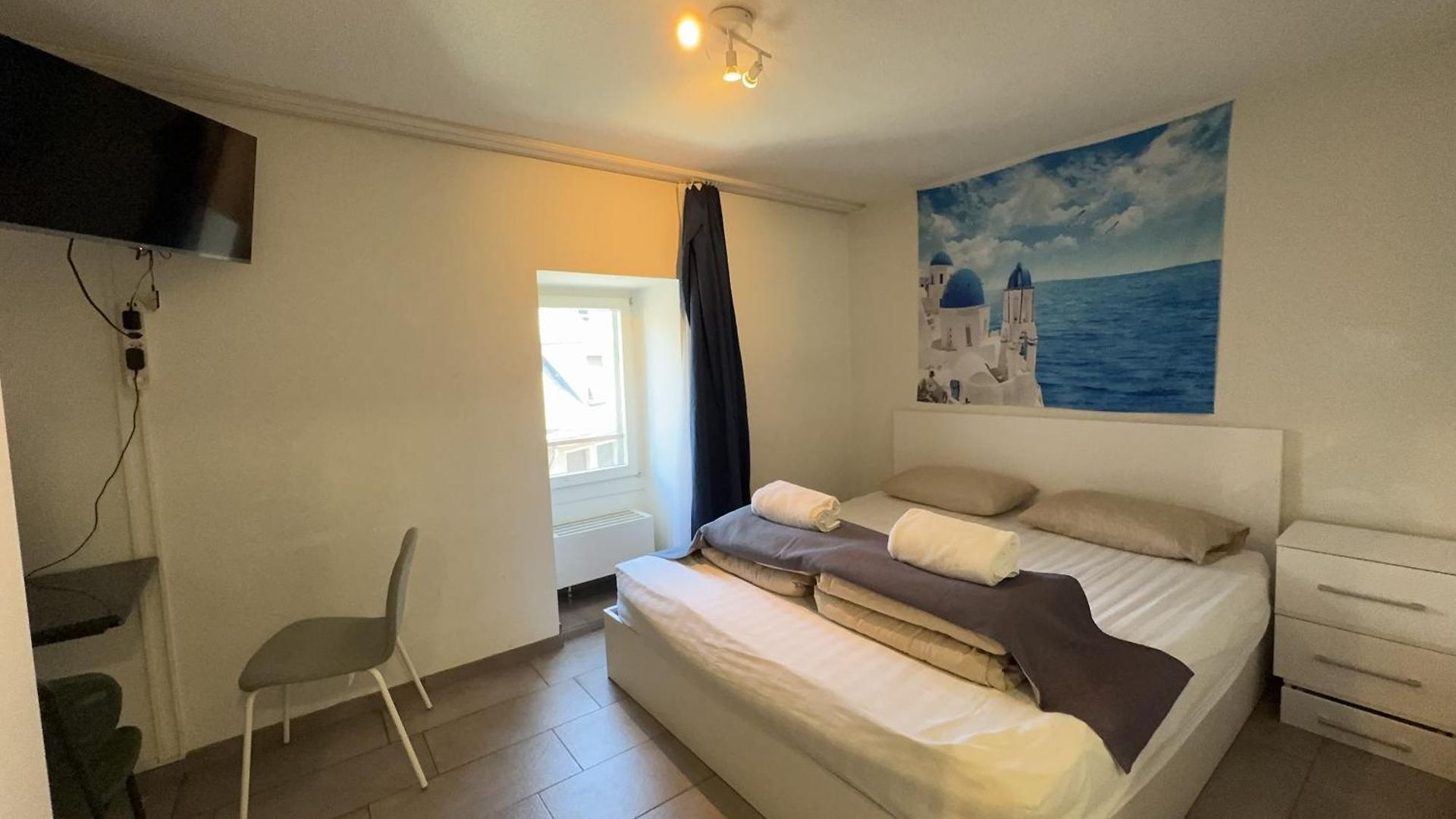 Center En-suite Budget Self Check In, Eth Hb *