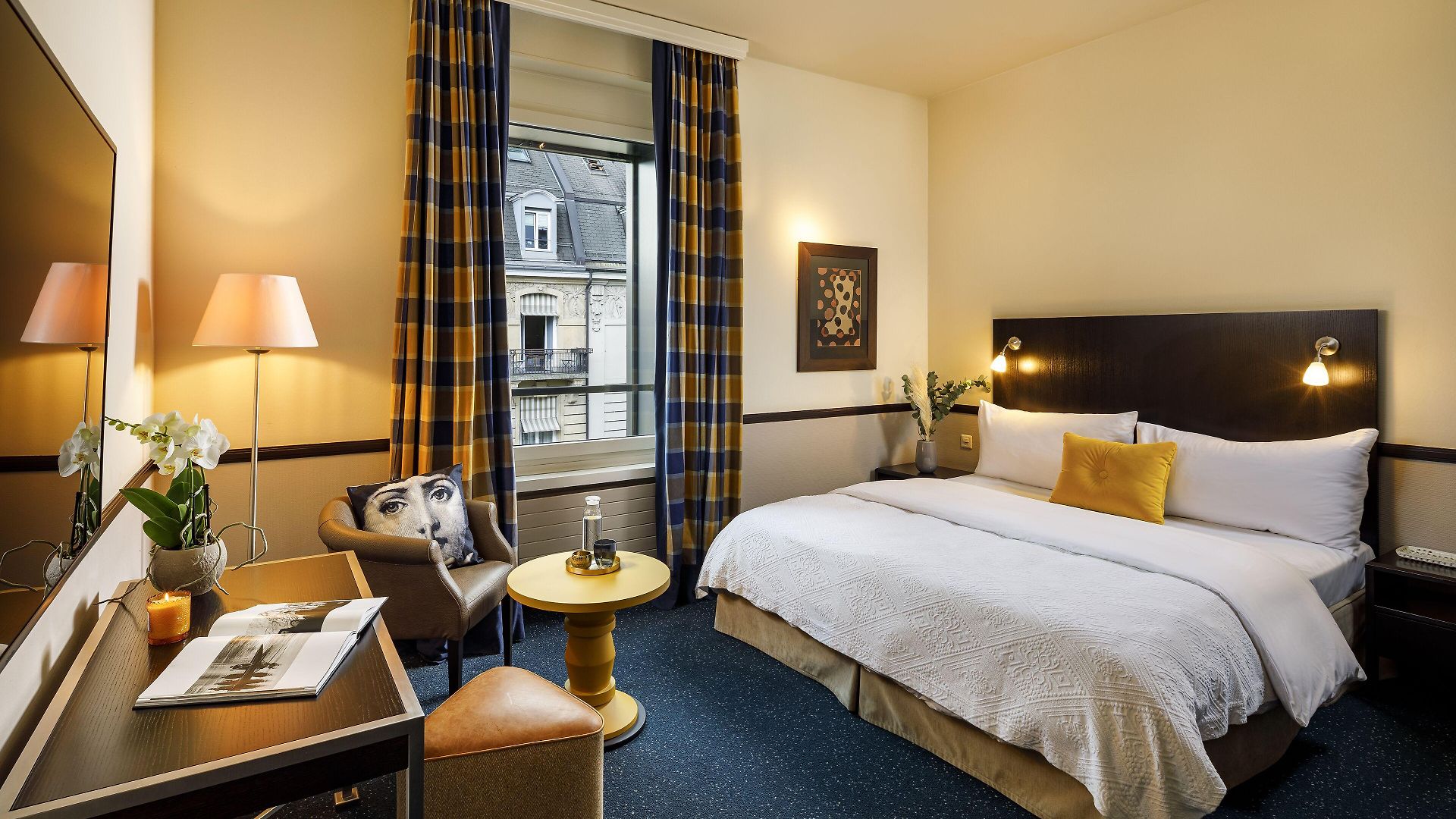 Hotel Opera
