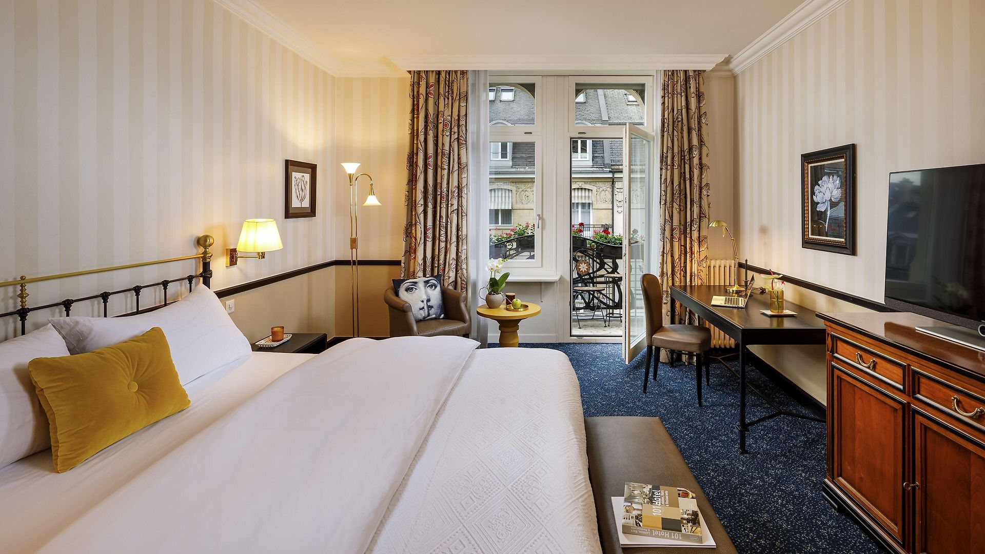 Opera 4* Zürich