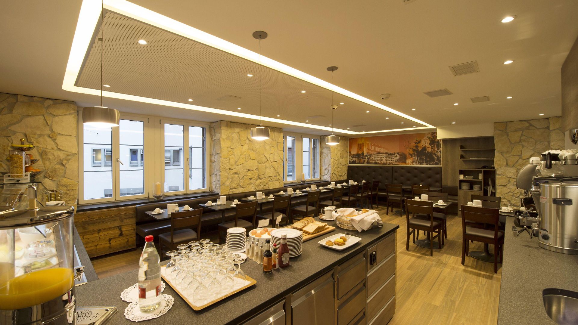 Hotel Alexander Old Town 3*
