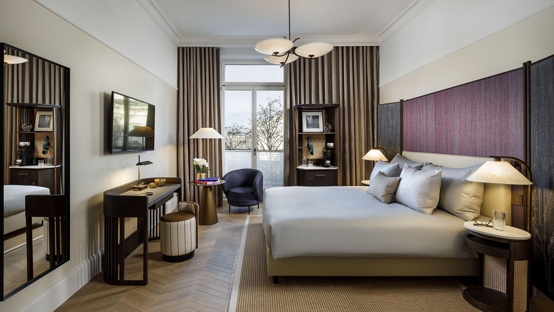 Small Luxury Ambassador Hotel 4*