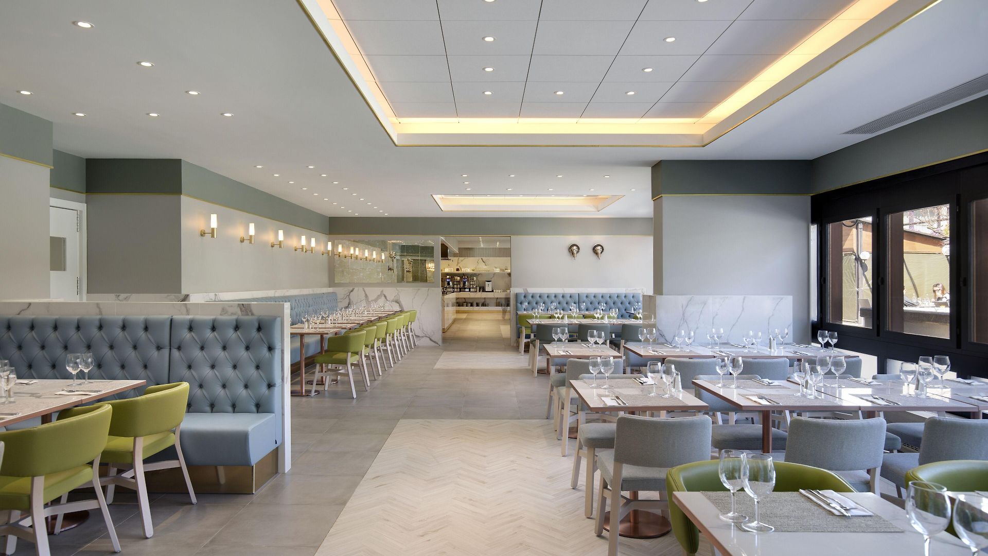 Hotel Crowne Plaza Zürich, An Ihg 4*
