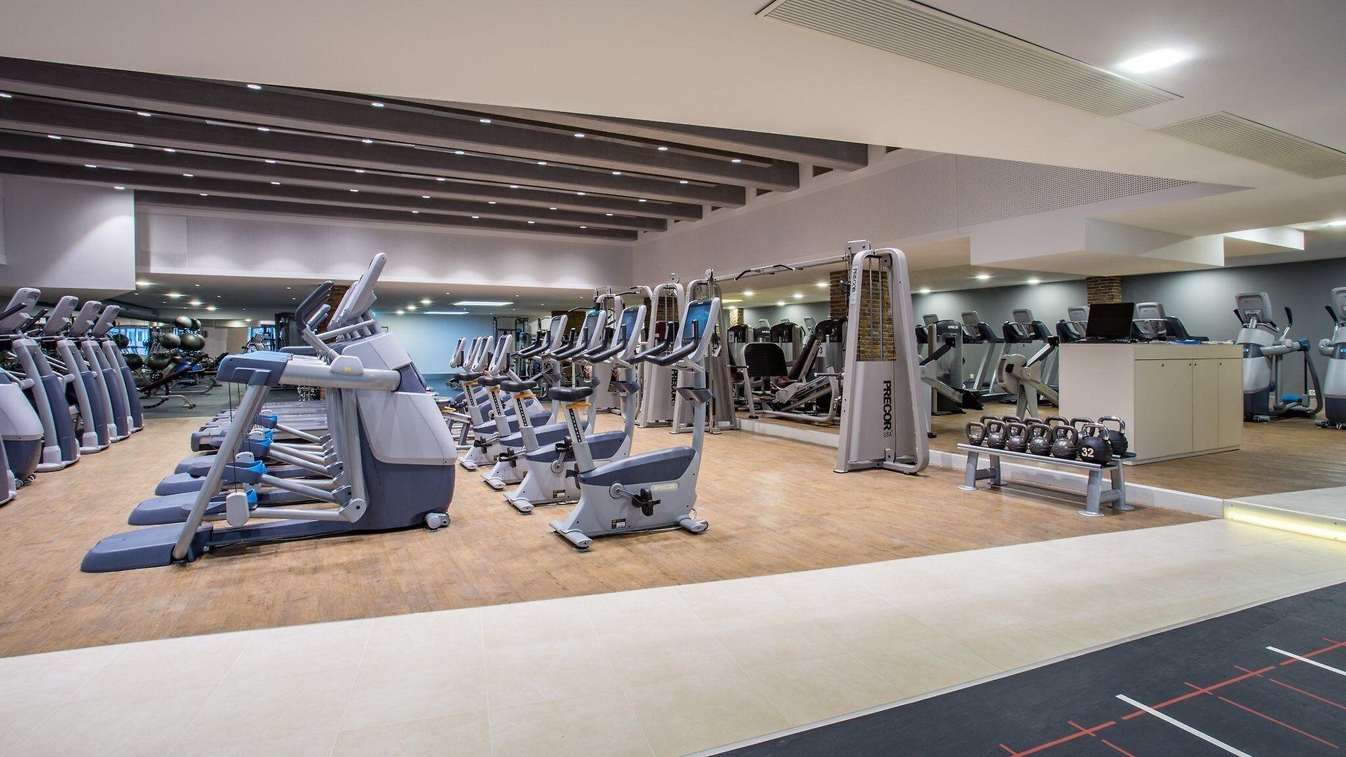 Crowne Plaza Zürich, An Ihg 4* Zürich