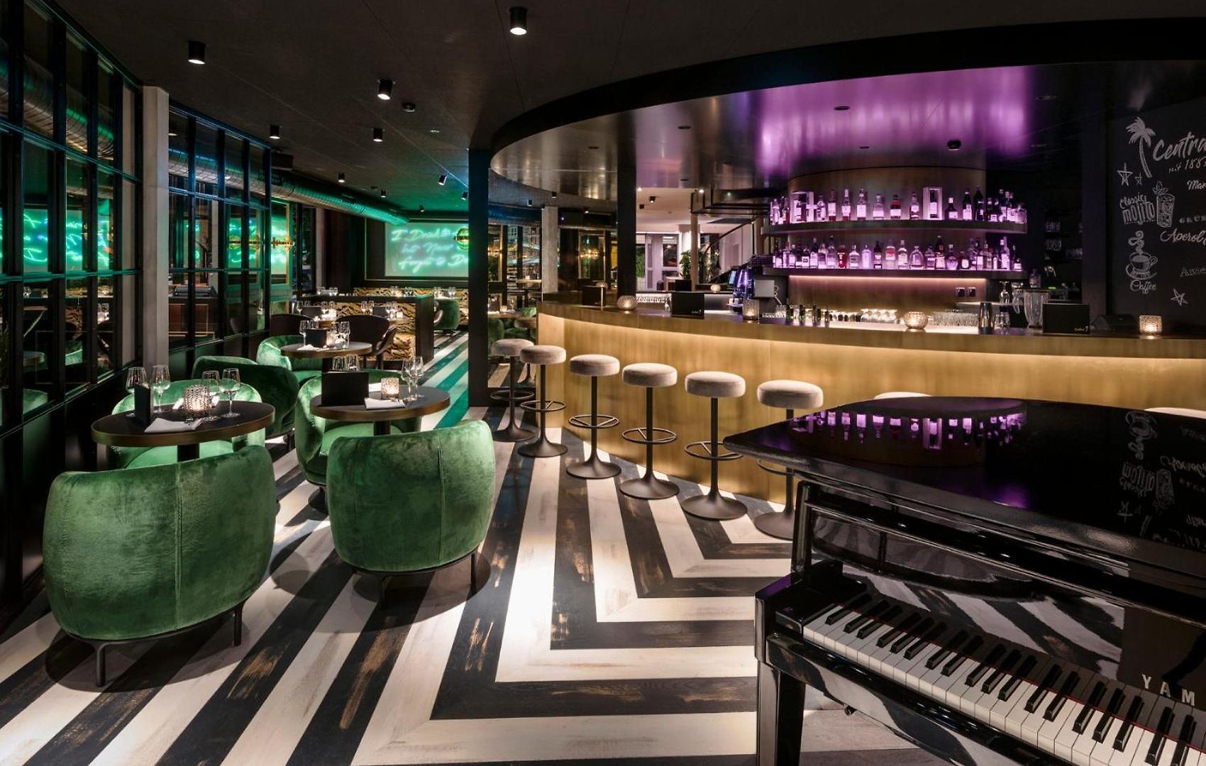 Hotel Plaza 4*