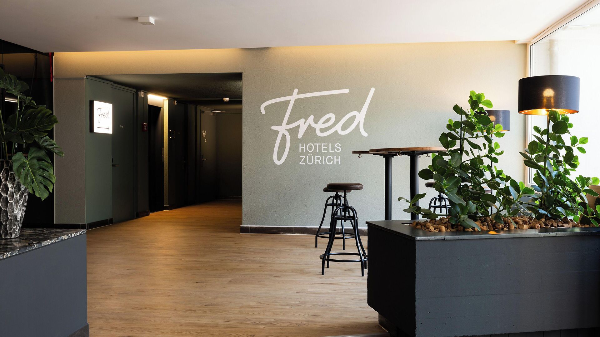 Fred Leonhardstrasse - Mobile Check-in Hotel