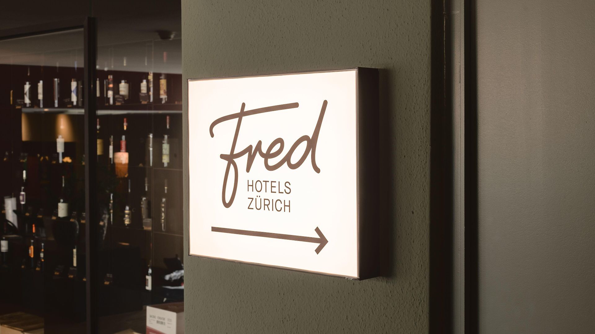 Fred Leonhardstrasse - Mobile Check-in Zürich