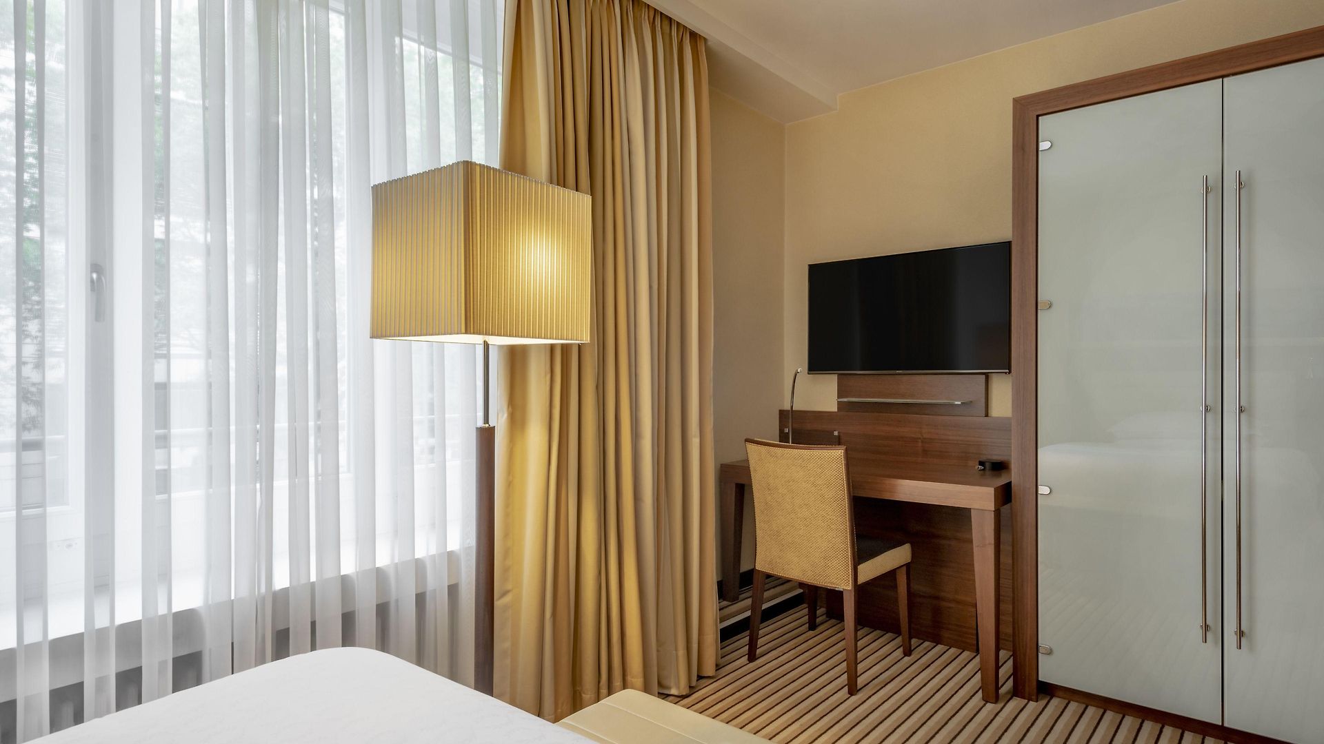 Neues Schloss Privat Zurich, Autograph Collection Hotel