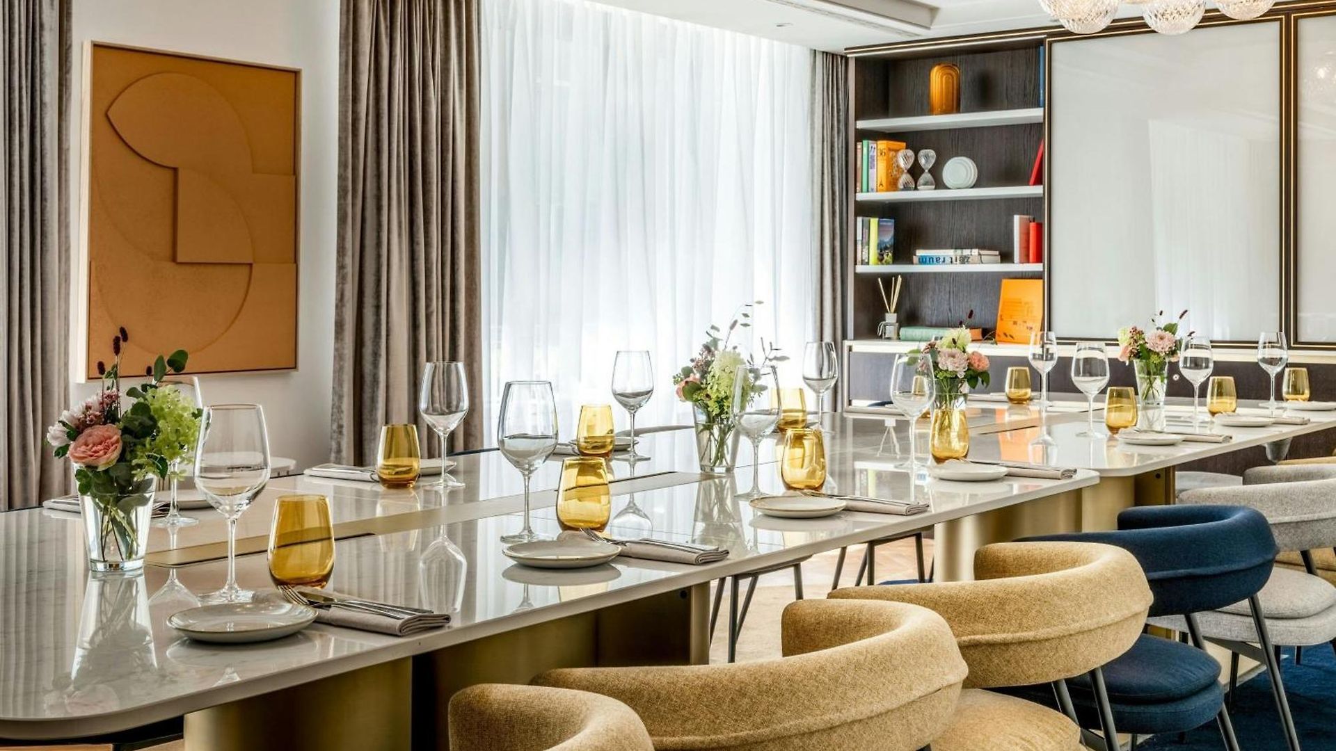 Neues Schloss Privat Zurich, Autograph Collection Hotel