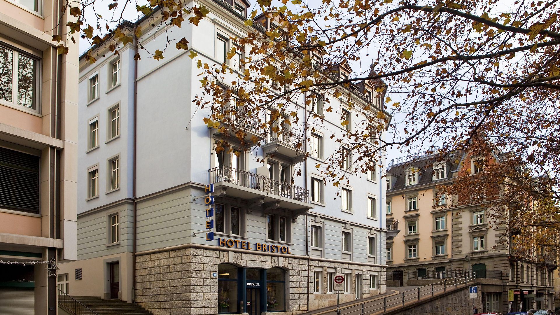 Hotel Bristol 3*