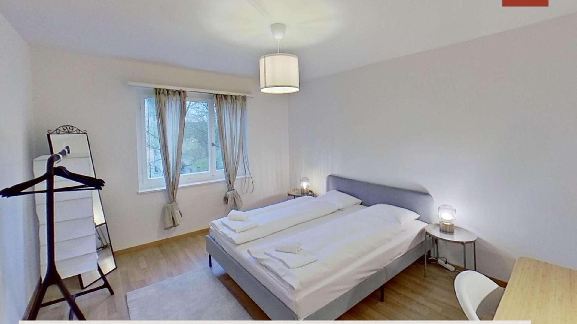 Simple And Warm On Koeschenruetistrasse Apartment *