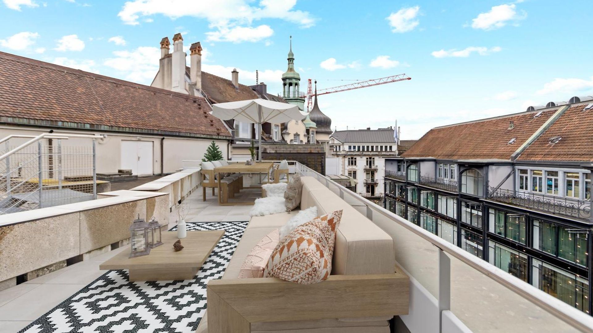 Bahnhofstrasse Designer Penthouse Private Rooftop * Zurich