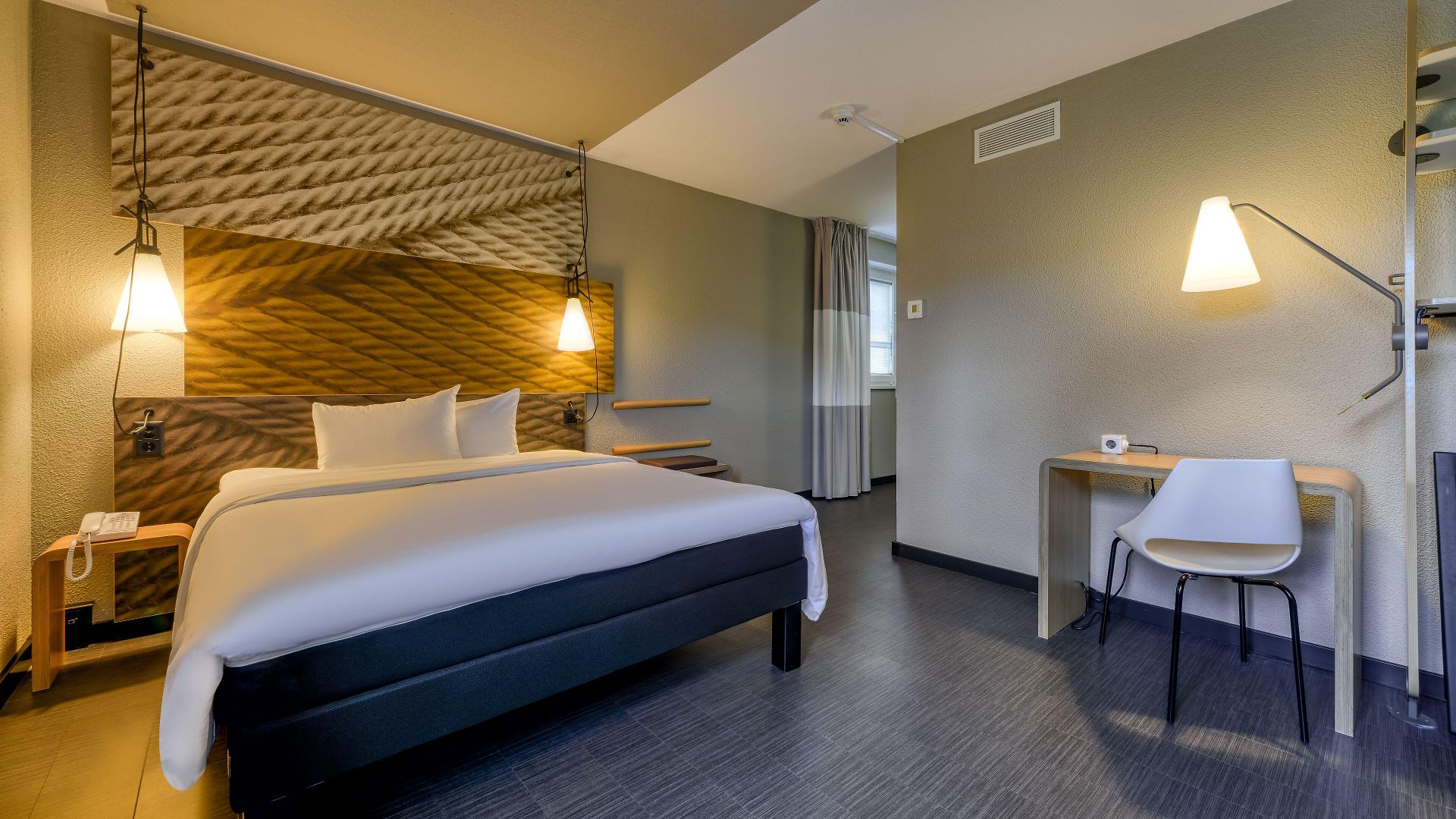 Hotel Ibis West