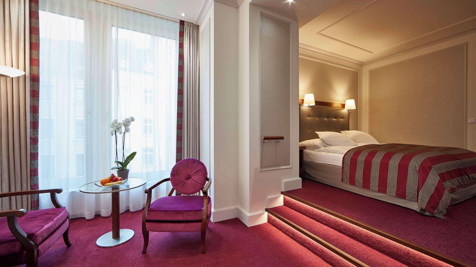 Hotel Schweizerhof 5*