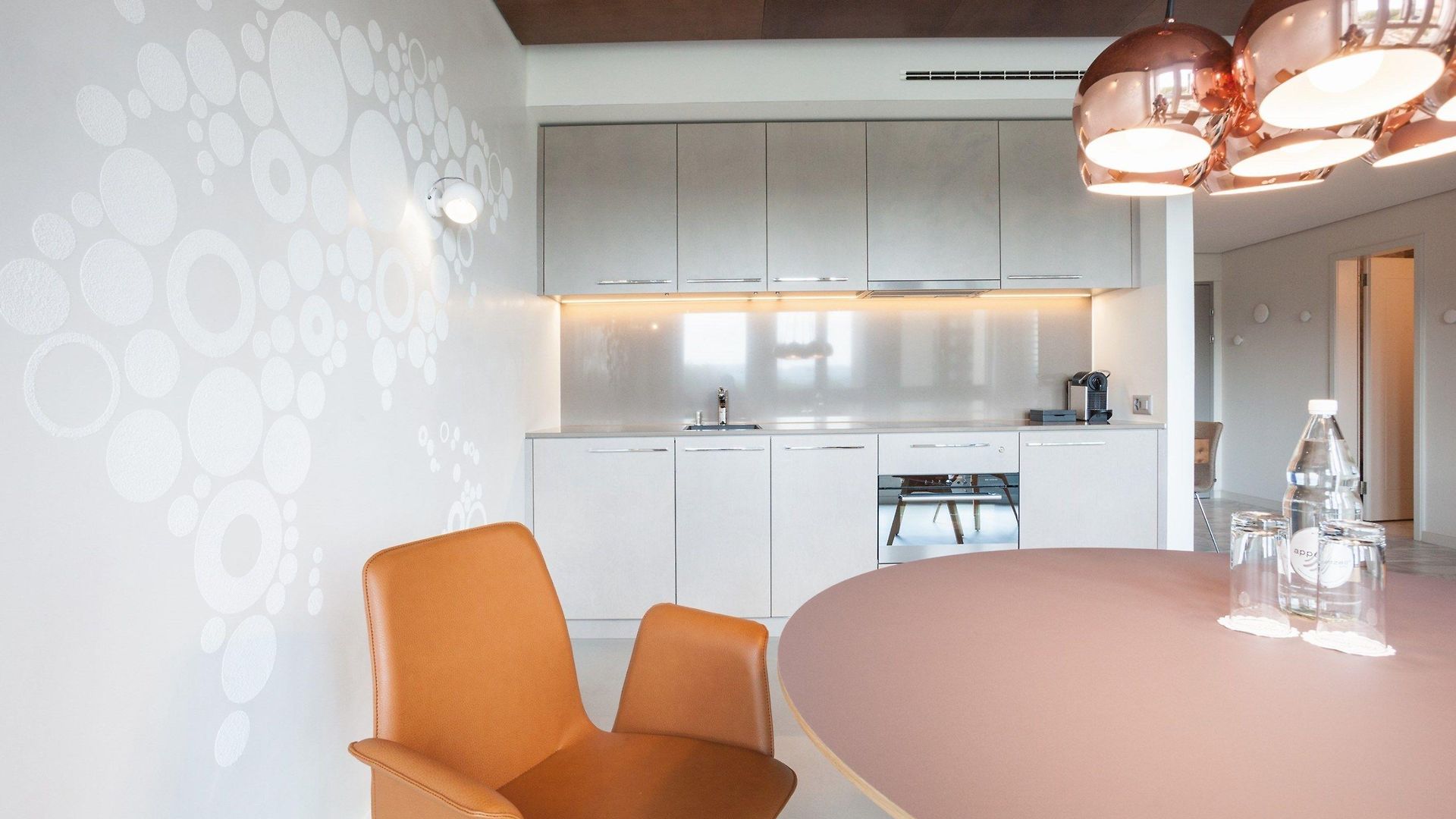 Ema House