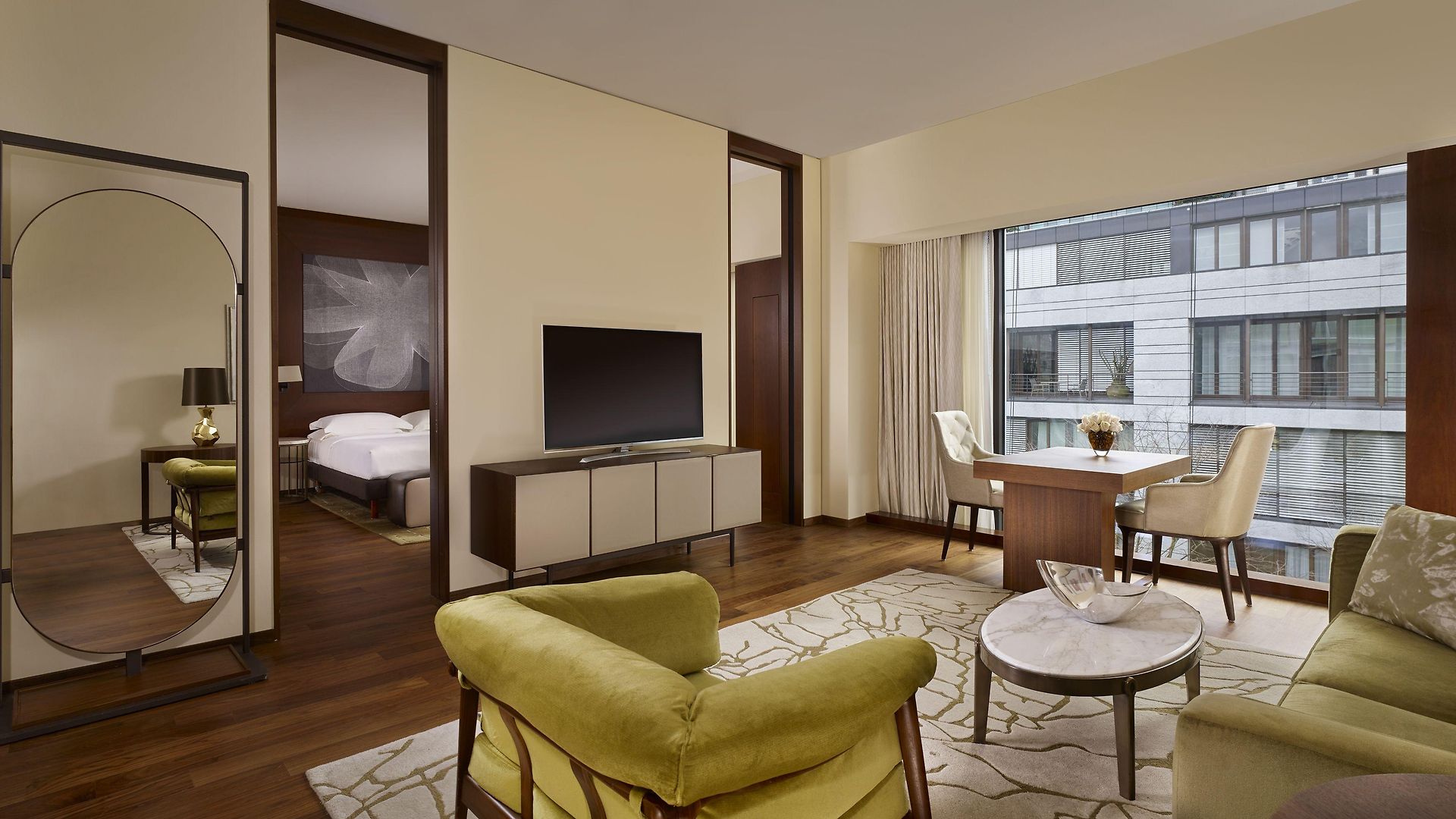 Park Hyatt – Center Luxury