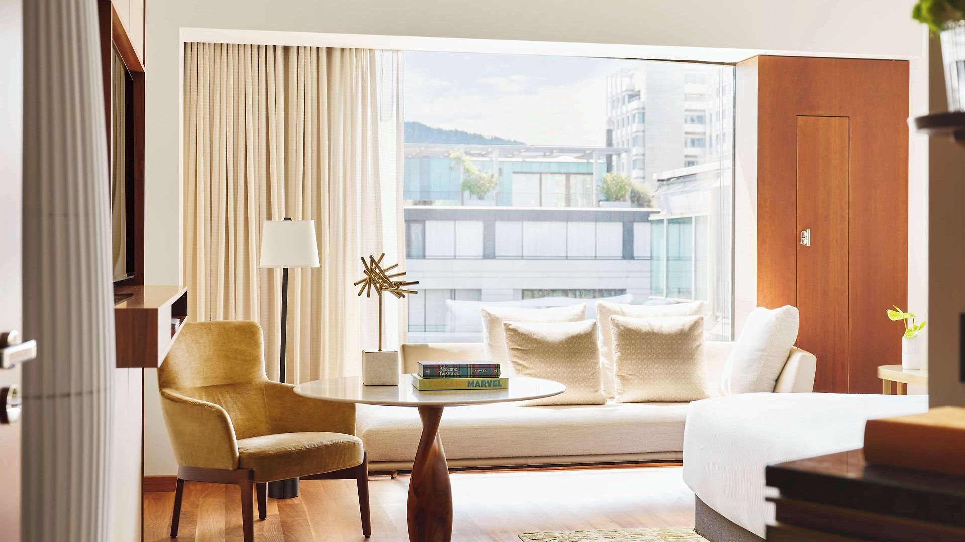 Hotel Park Hyatt – Center Luxury 5*