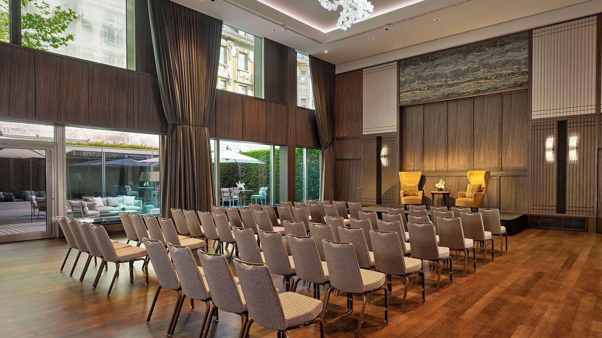 Park Hyatt – Center Luxury Hotel 5*