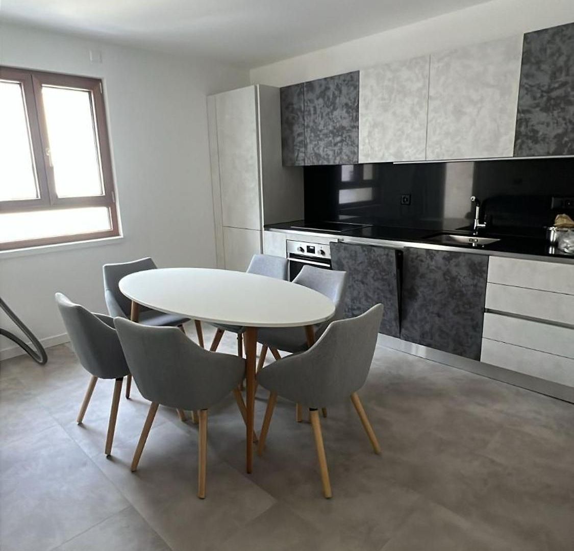 Apartment Family-friendly - In The Heart Of Oerlikon - S361 Zurich