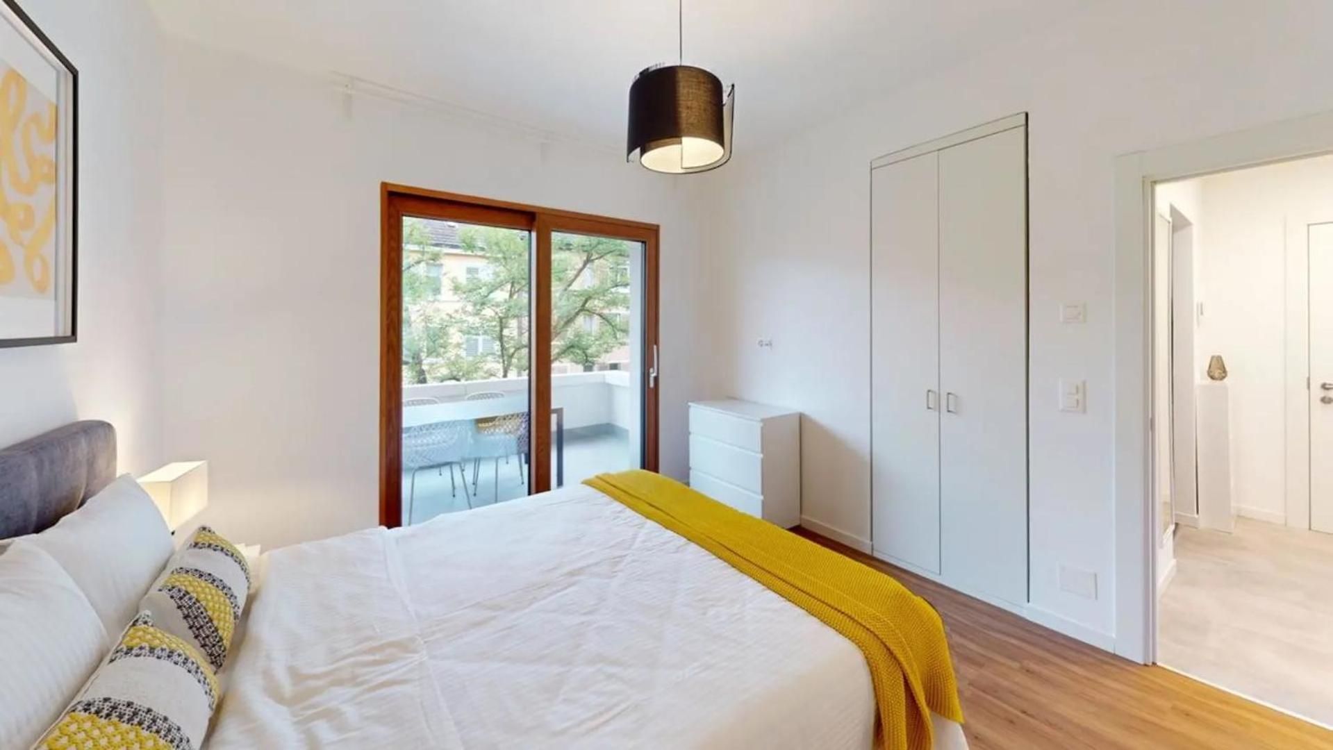 Apartment Family-friendly - In The Heart Of Oerlikon - S361