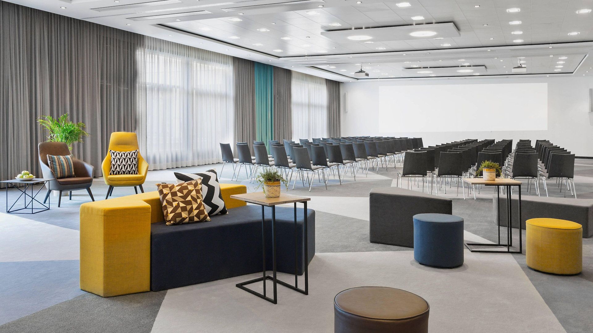Courtyard By Marriott North