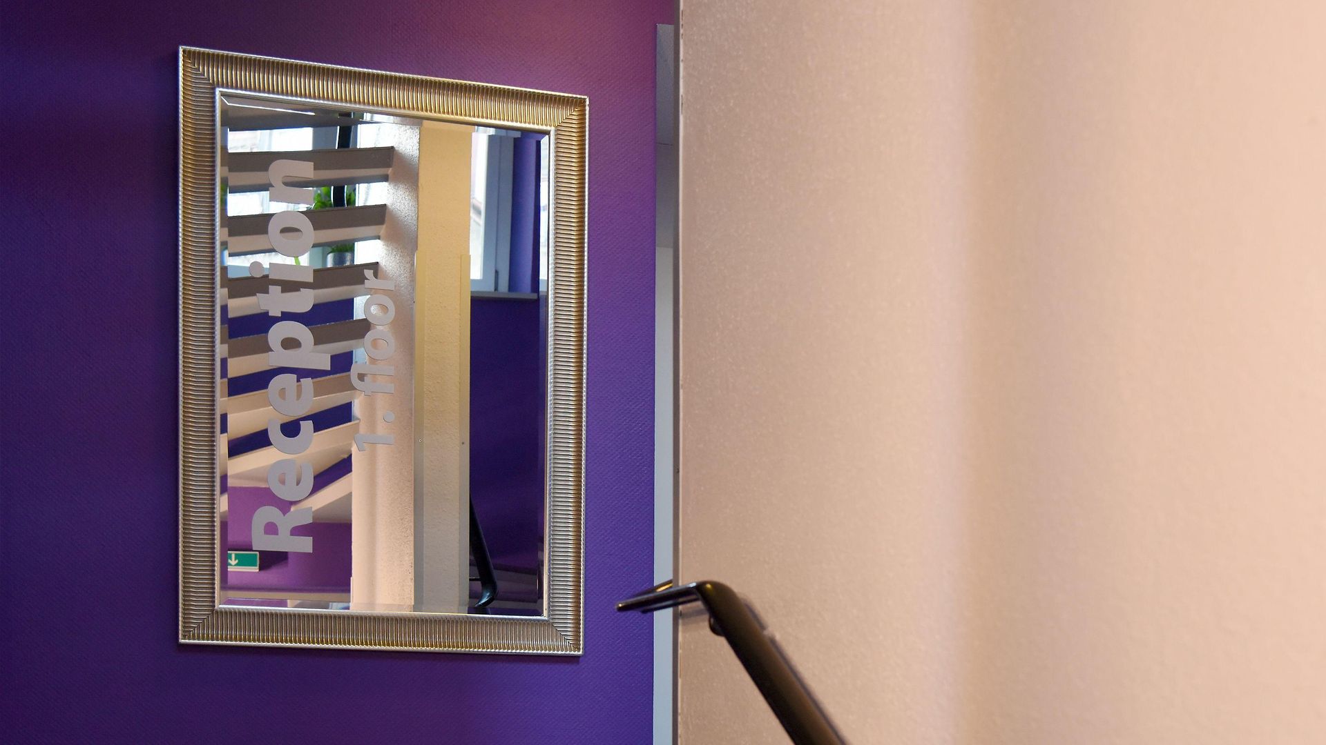 Swiss Star California - Self Check-in Apartment