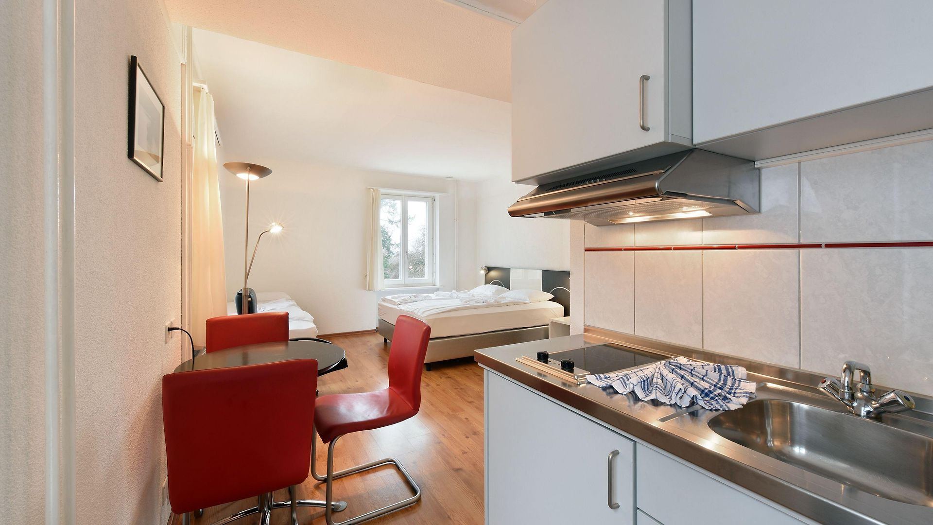 Swiss Star California - Self Check-in Apartment *