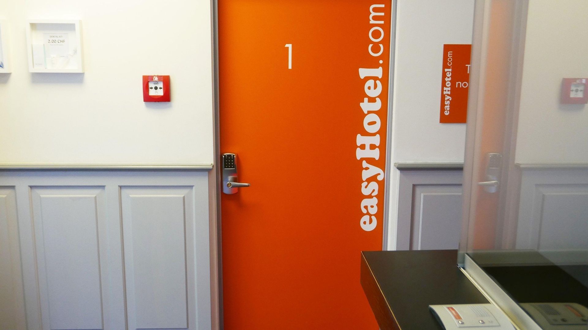 Easyhotel Centre 2*
