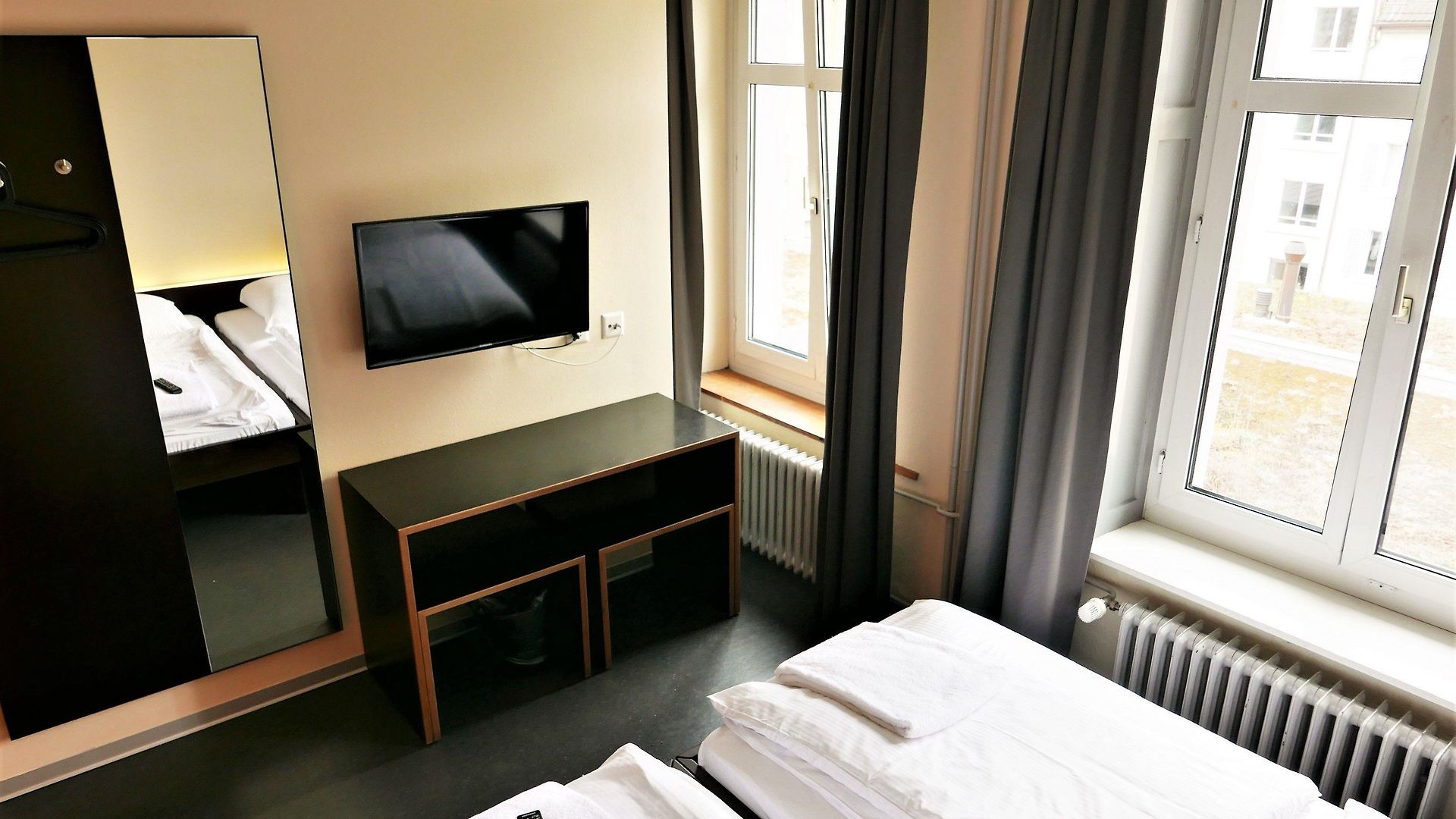 Hotel Easyhotel Centre 2*