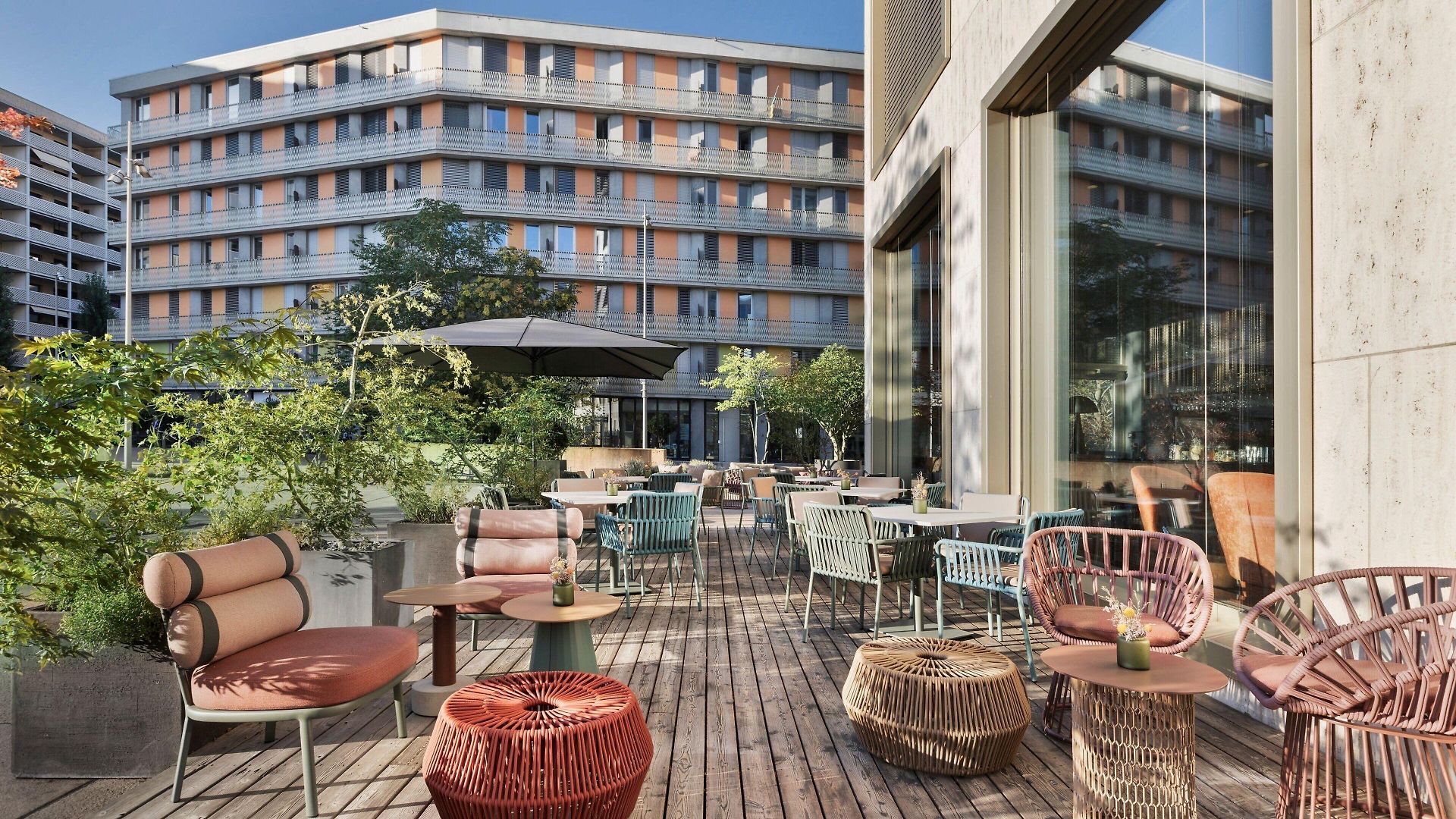 Renaissance Tower 5* Zürich