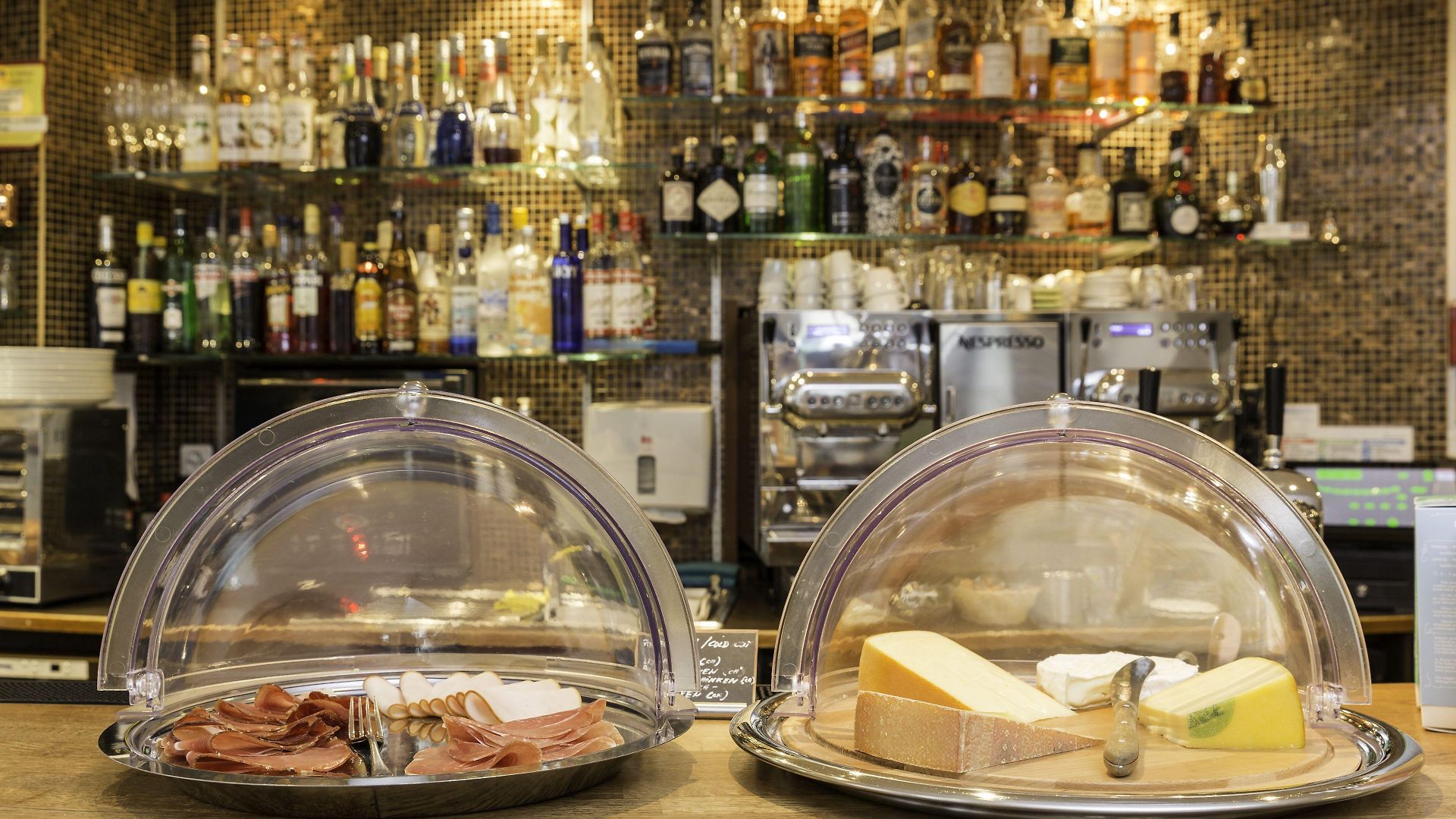 Platzhirsch - Downtown Boutique & Sushi Lounge Hotel