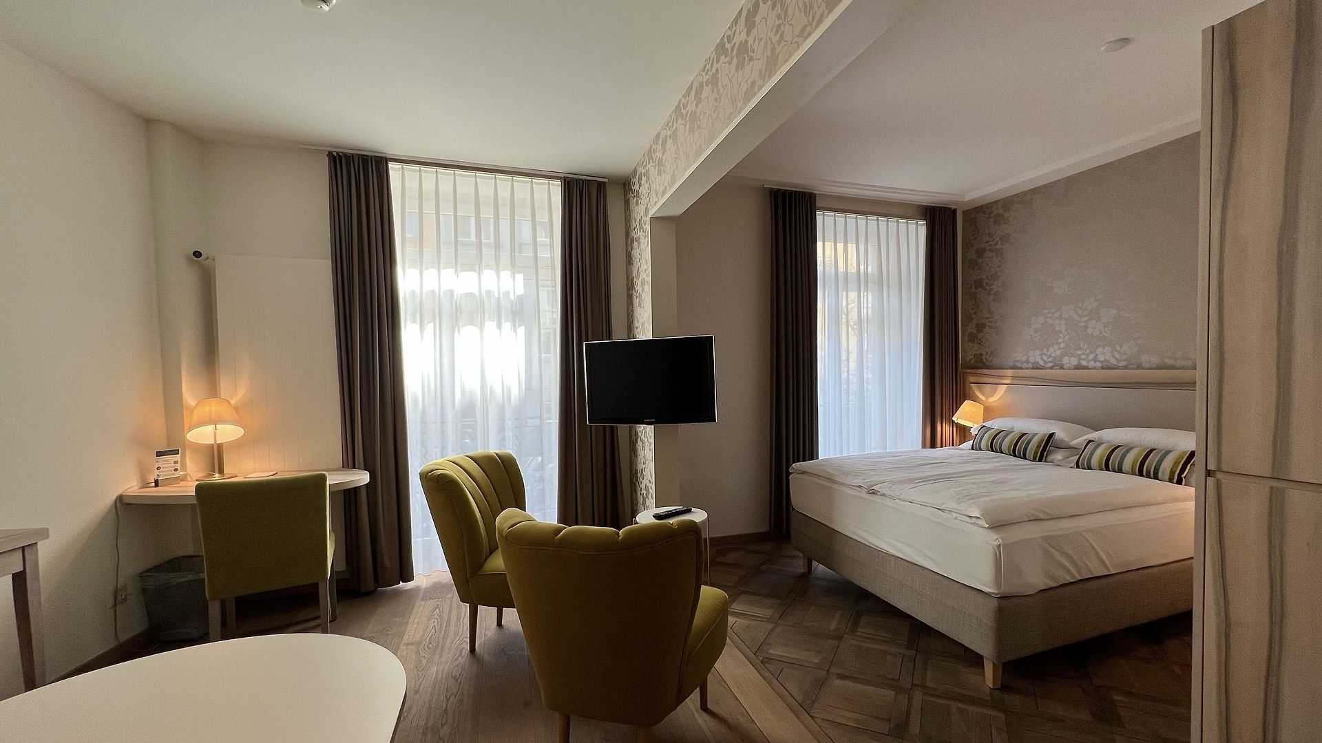 Hotel Platzhirsch - Downtown Boutique & Sushi Lounge Zürich