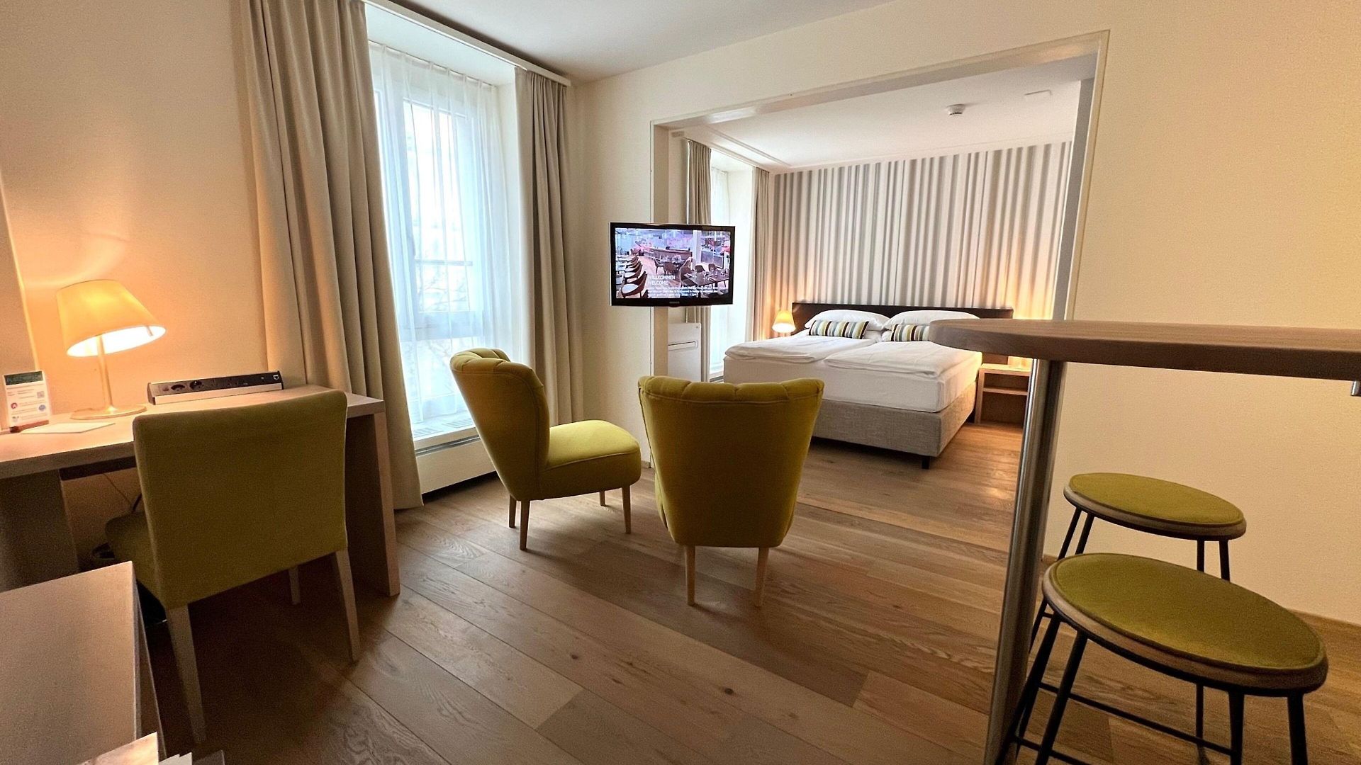 Platzhirsch - Downtown Boutique & Sushi Lounge 3* Zürich