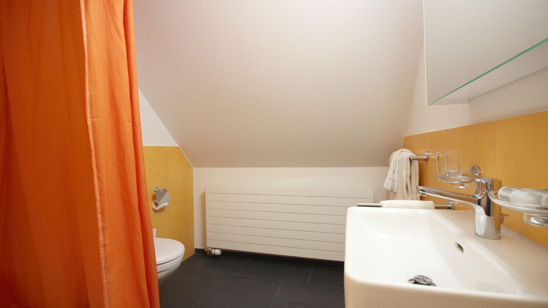 Apartment Swiss Star Aussersihl - Self Check-in