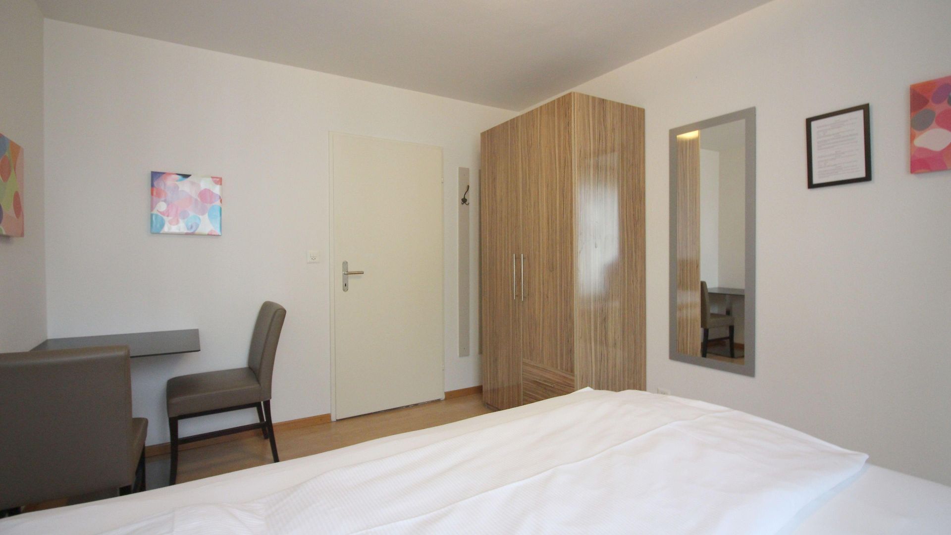 Swiss Star Aussersihl - Self Check-in