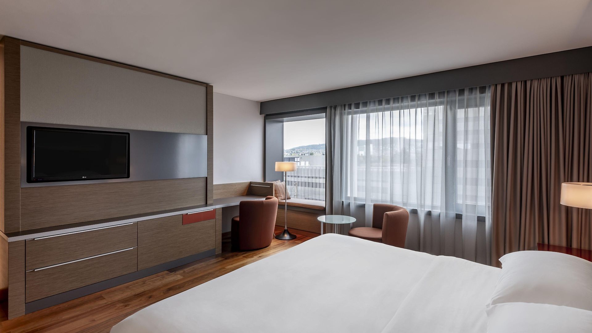 Sheraton Hotel 4*