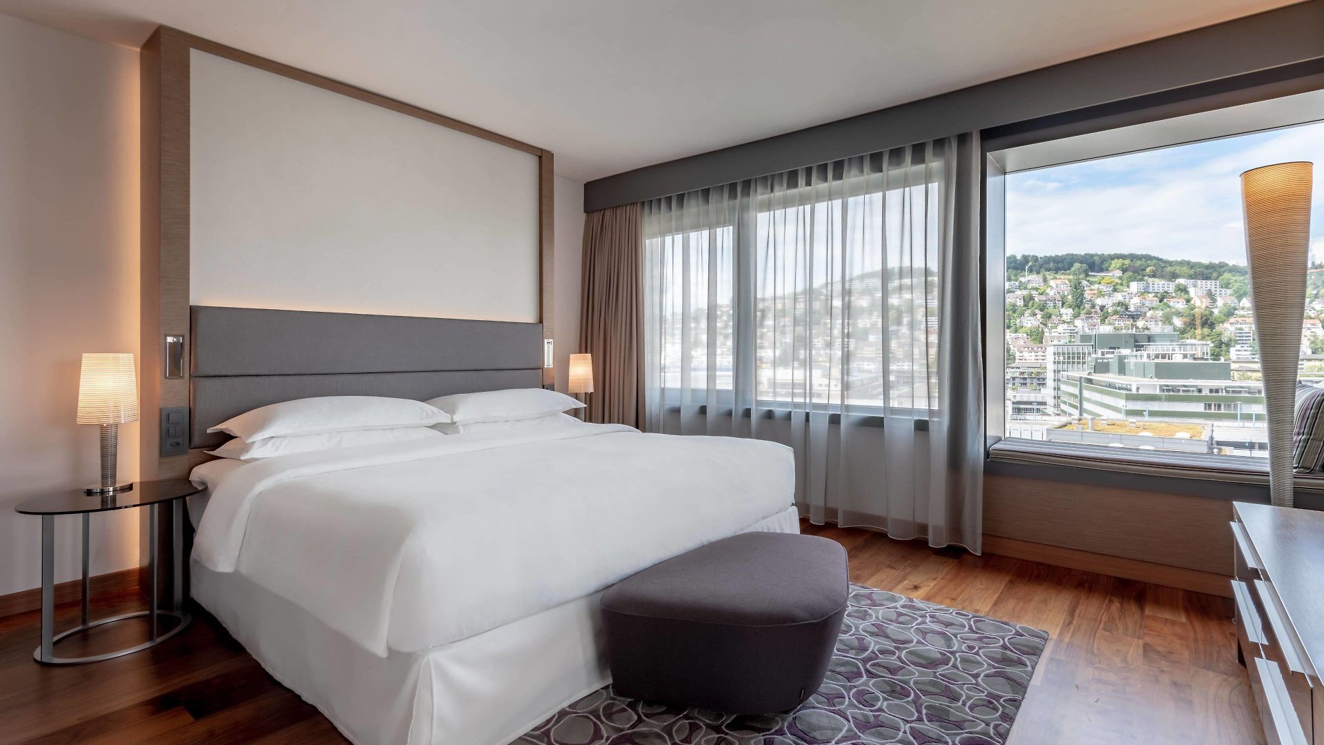 Sheraton Hotel 4*