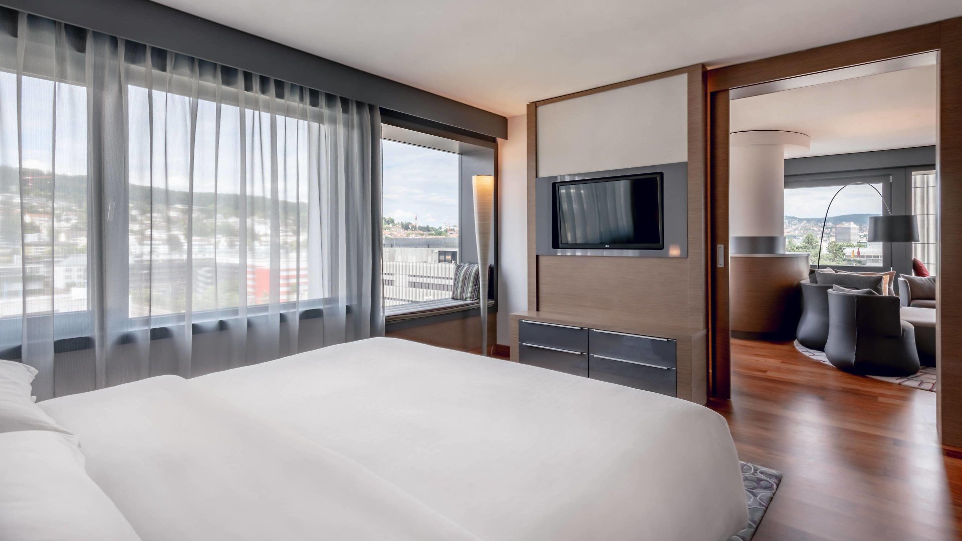 Sheraton Hotel 4*