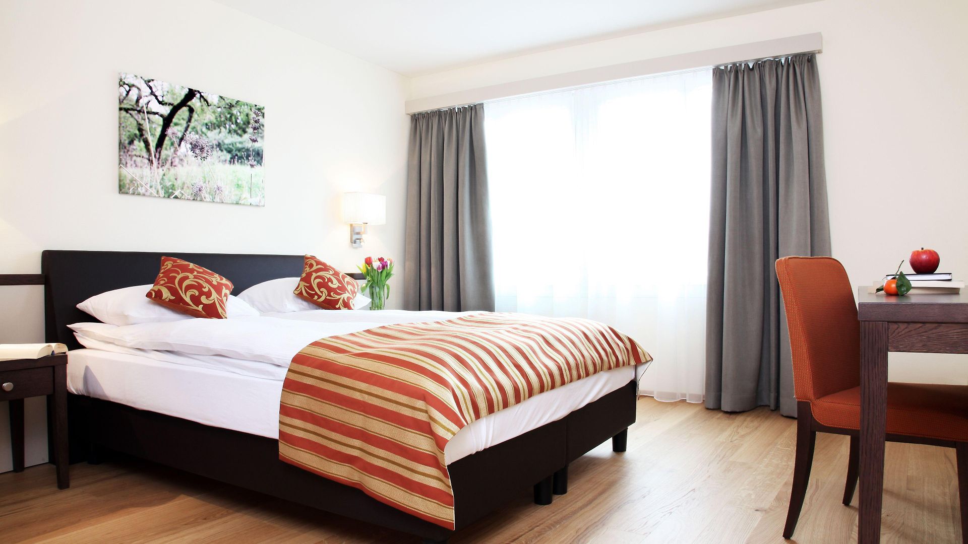 - Kieselgasse 4* Zurich