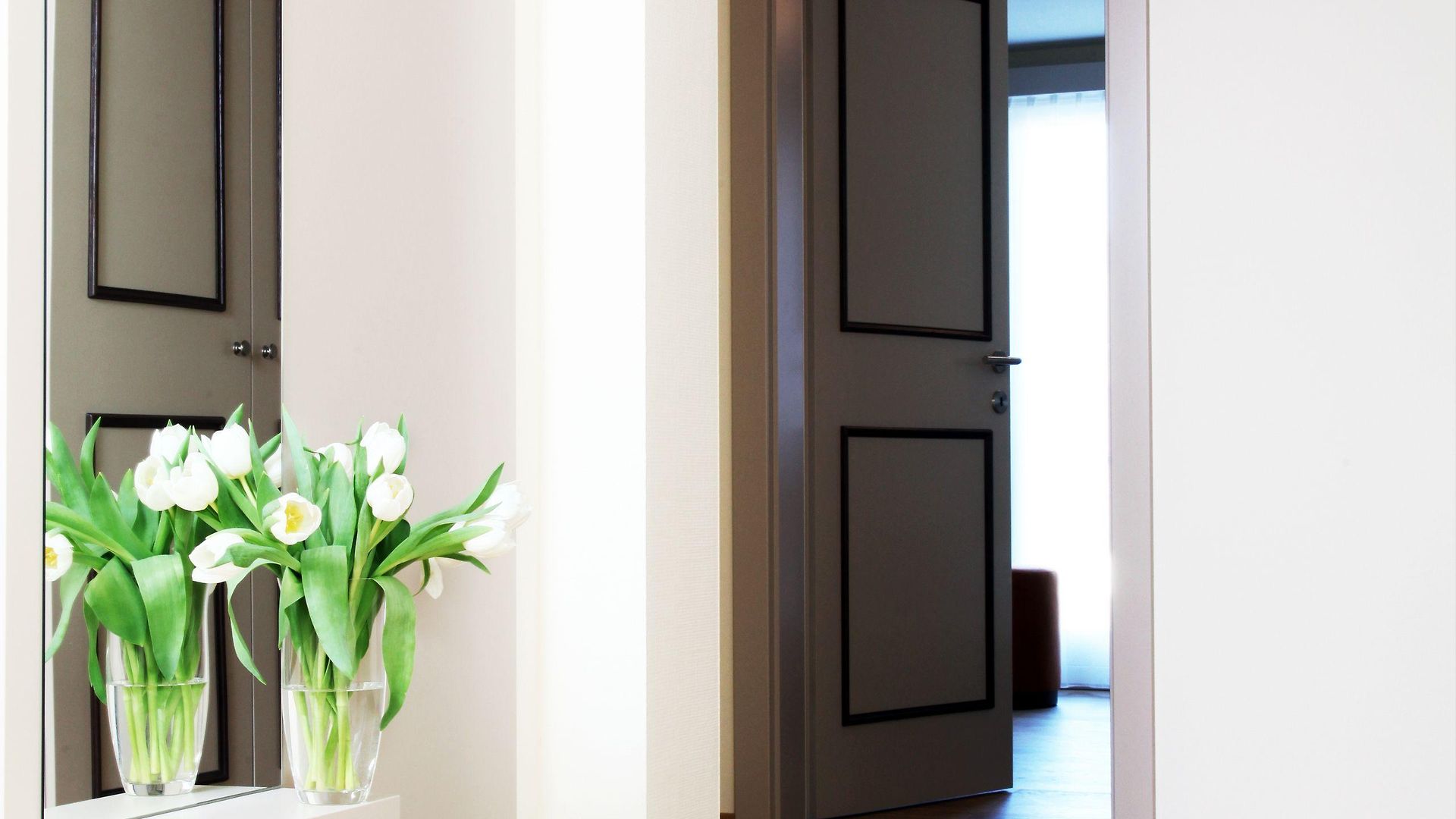 - Kieselgasse 4* Zurich