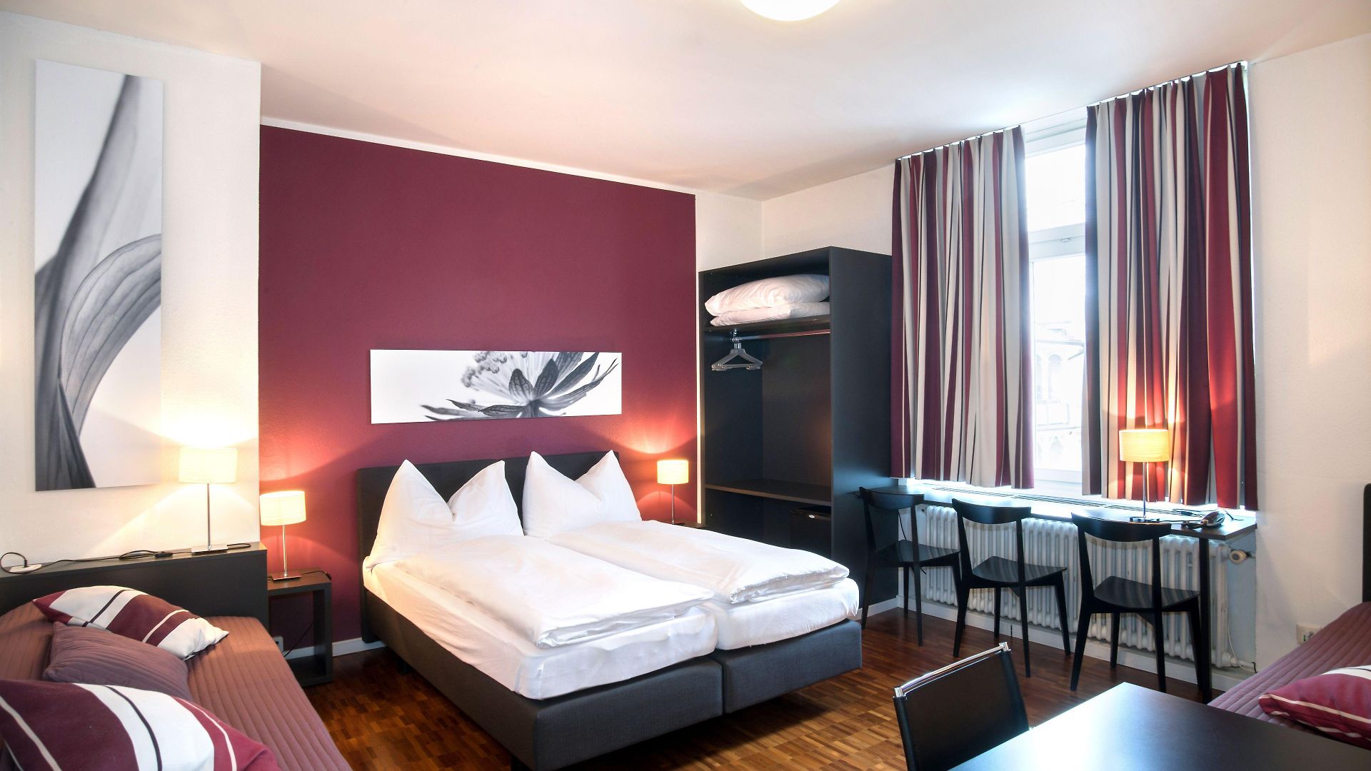 Hottingen - Near Old Town And Hotel 3*