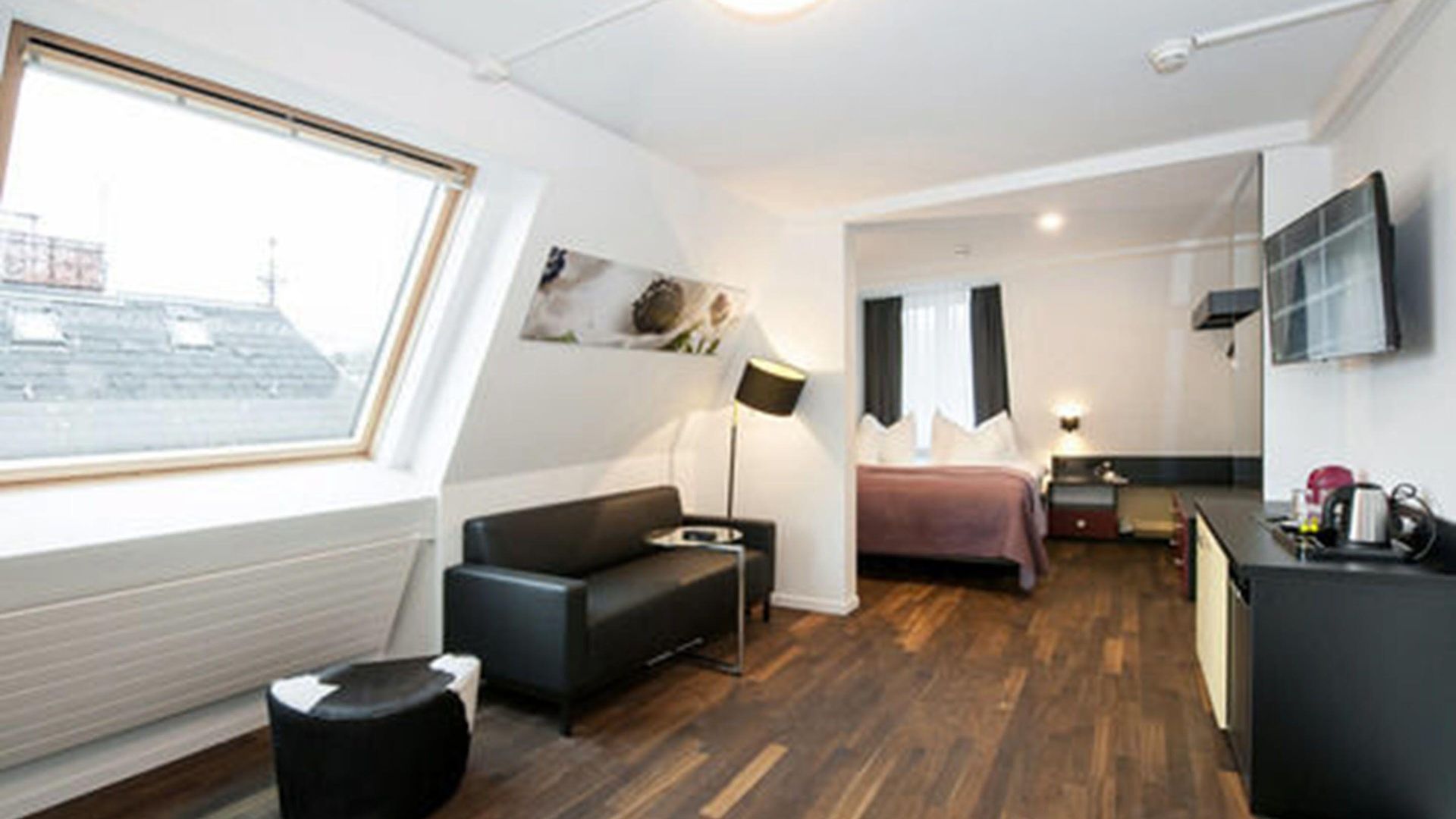 Hottingen - Near Old Town And Hotel 3*