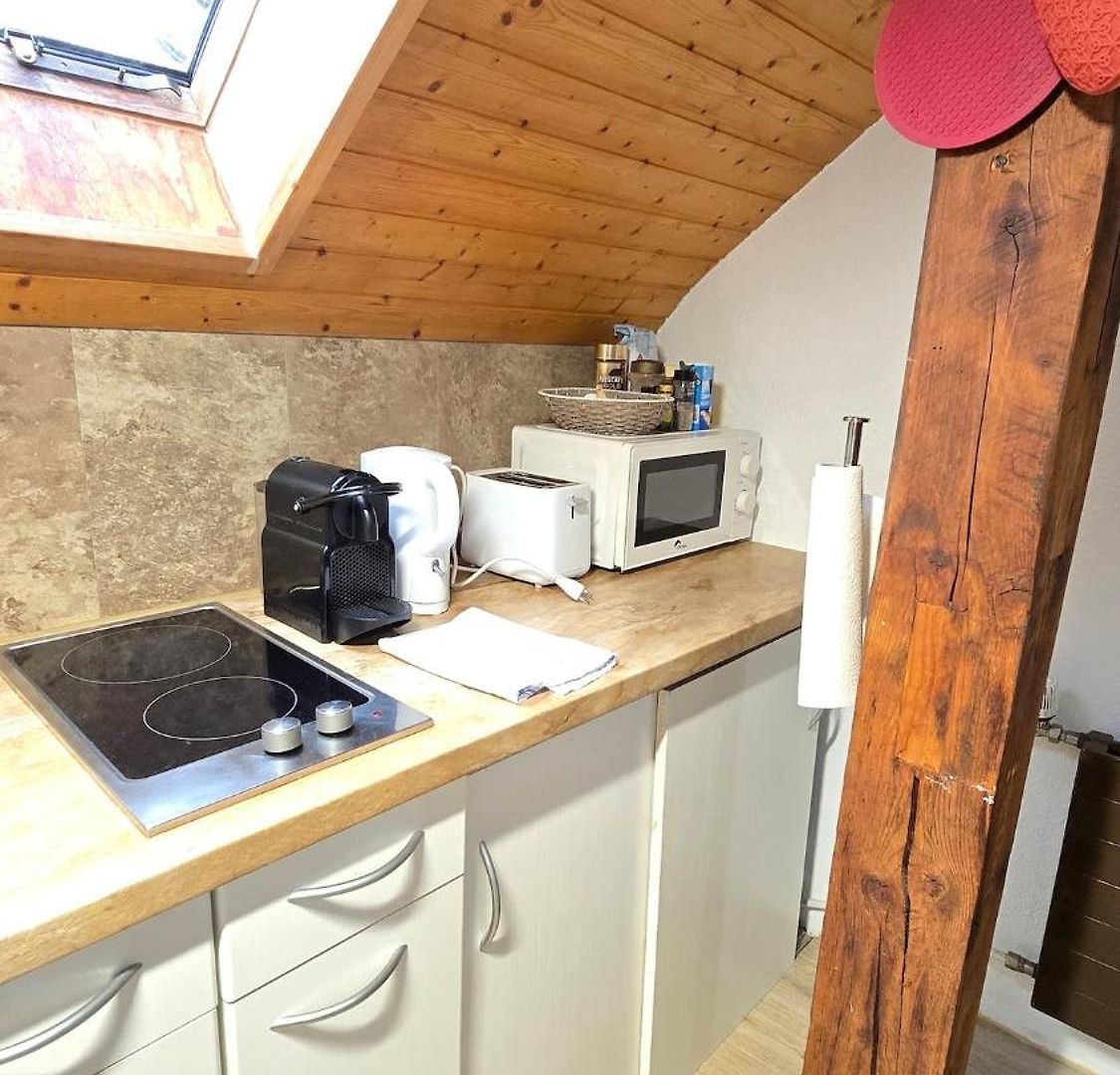 Cozy With Roof Terrace For 3 *