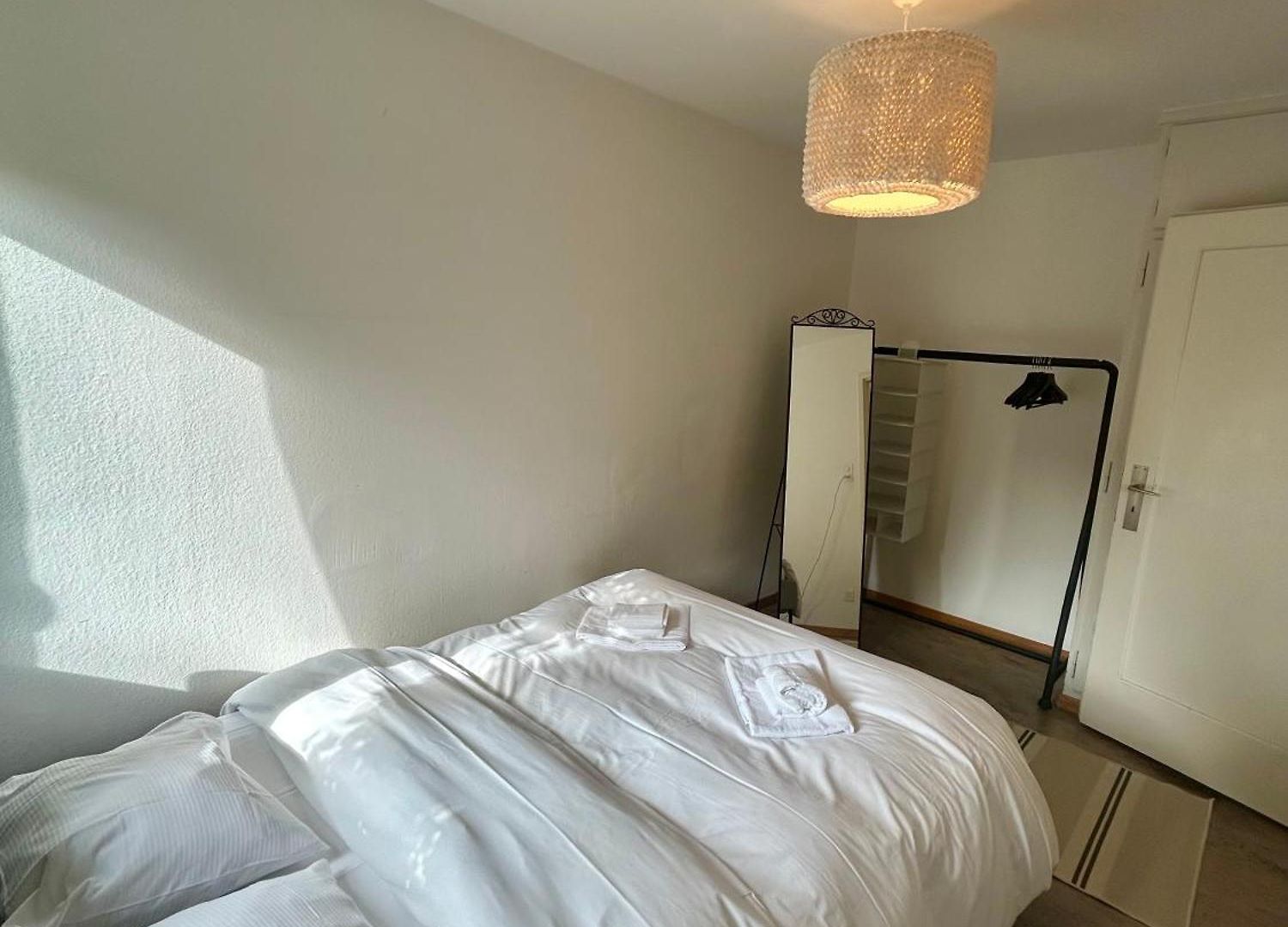 Apartment Basic Flat With Balcony In Zürich