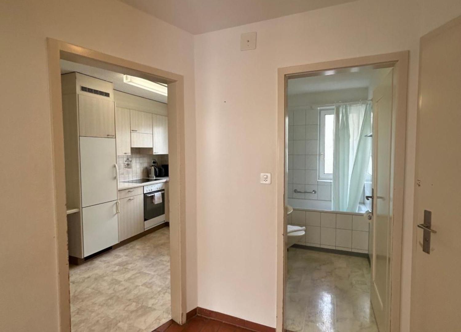 Basic Flat With Balcony In * Zürich