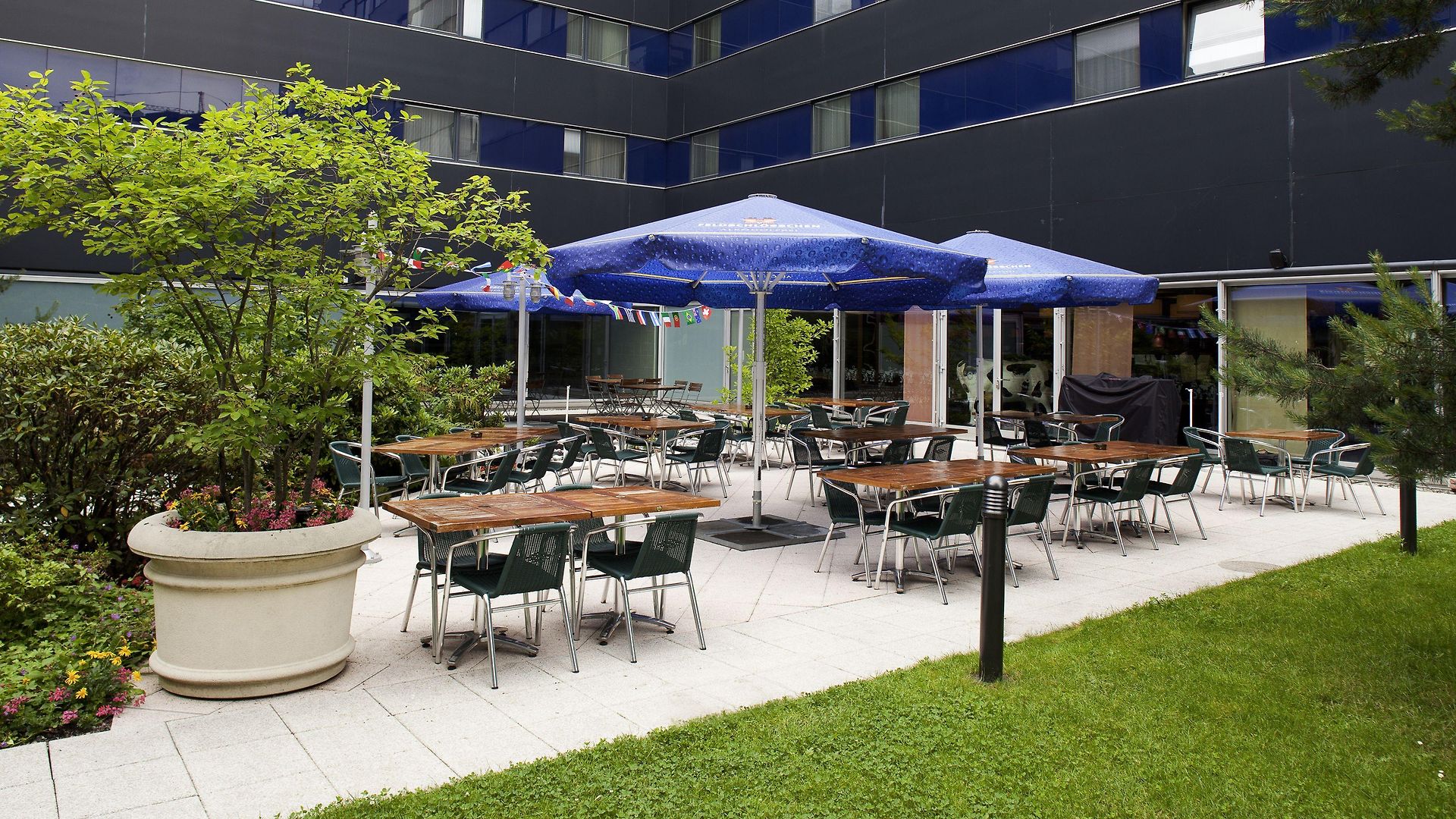 Ibis Budget West Hotel