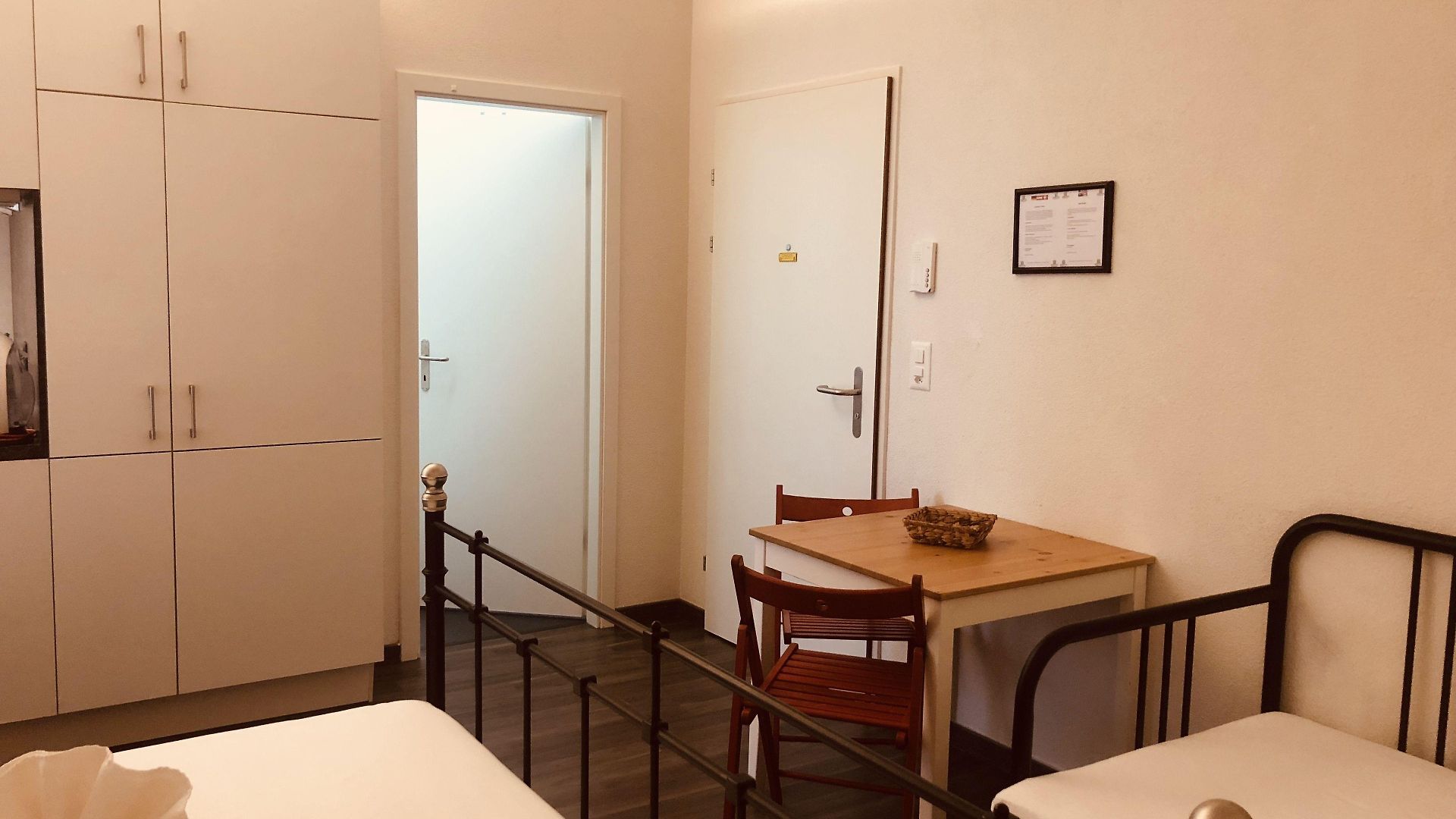Inside Five Aparthotel 3*
