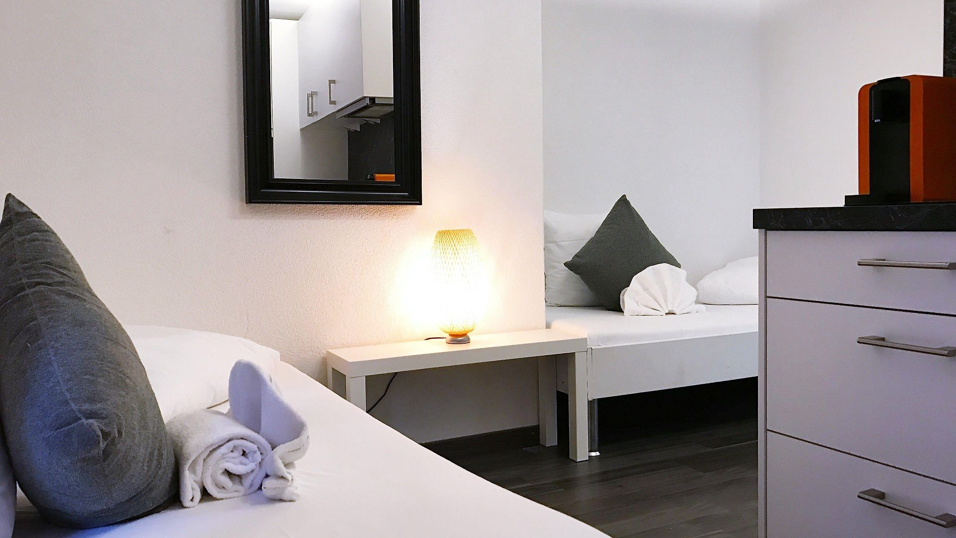Inside Five Aparthotel 3*