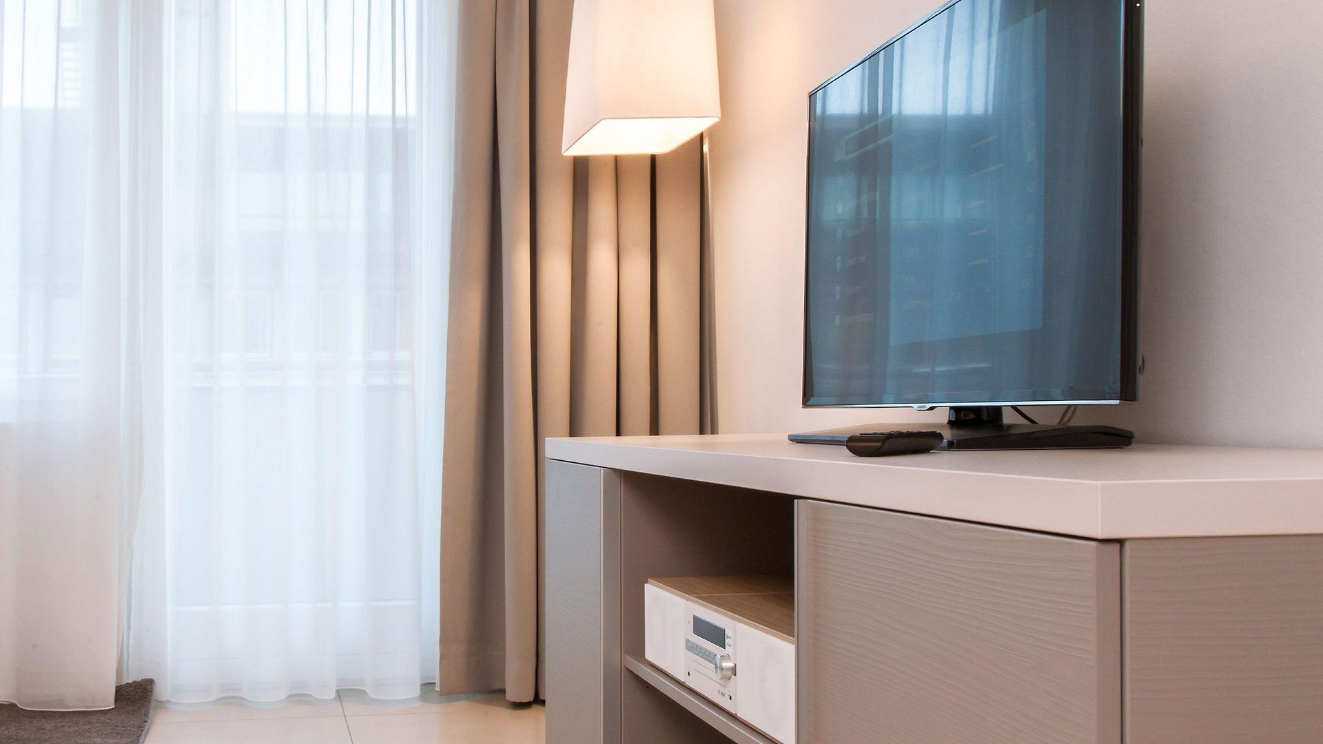 - Lindenstrasse 4* Zurich