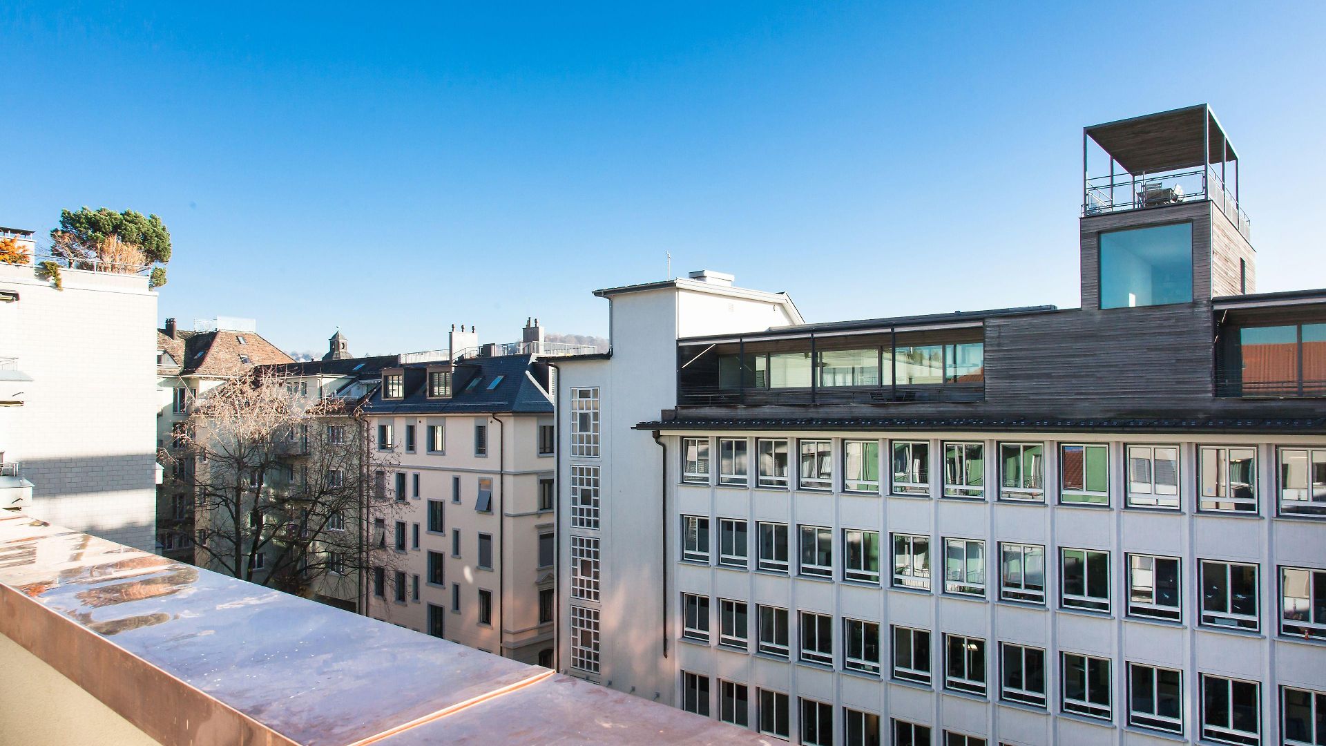 - Lindenstrasse