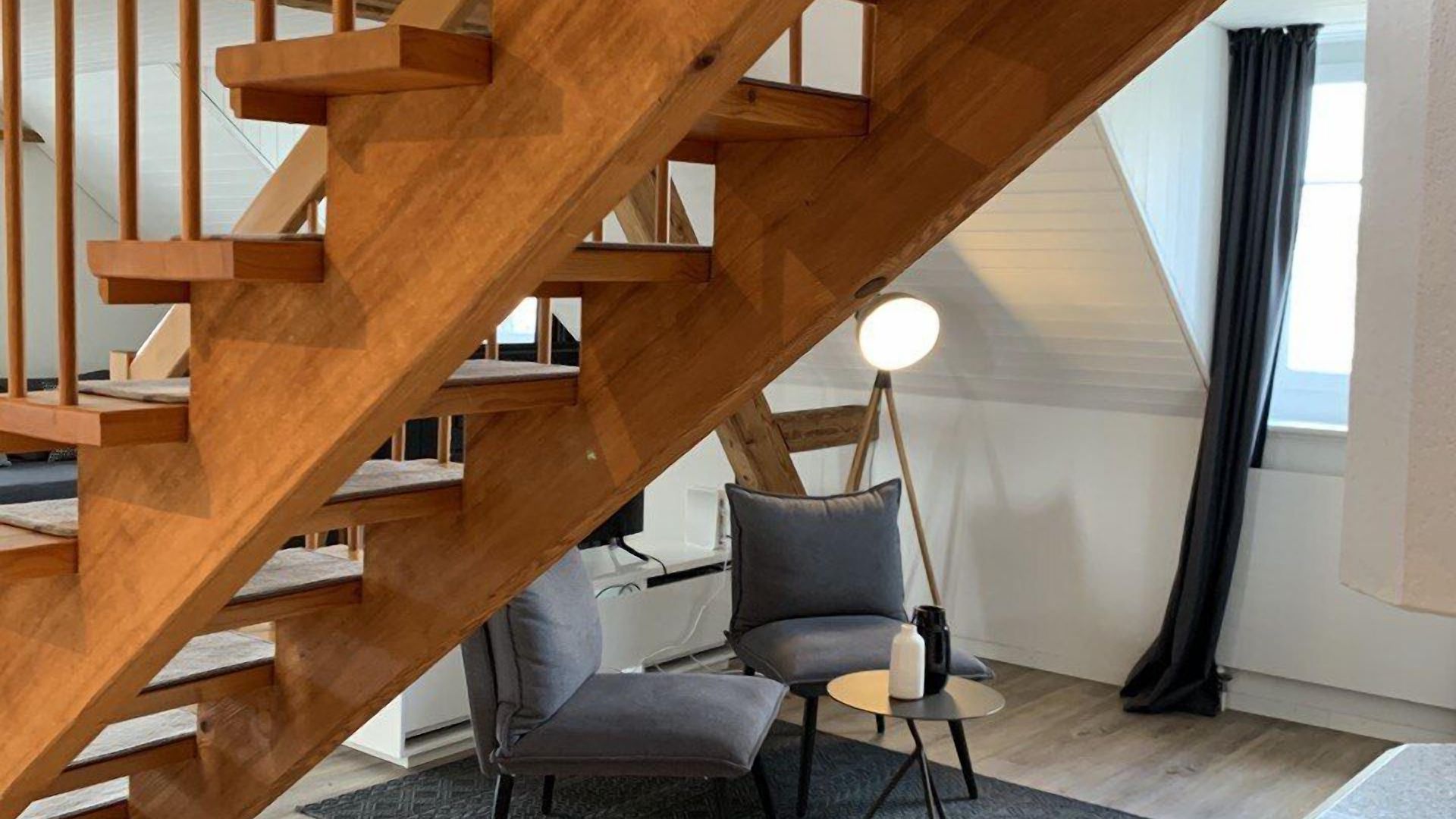 Loewenplatz Near Station By Airhome * Zurich